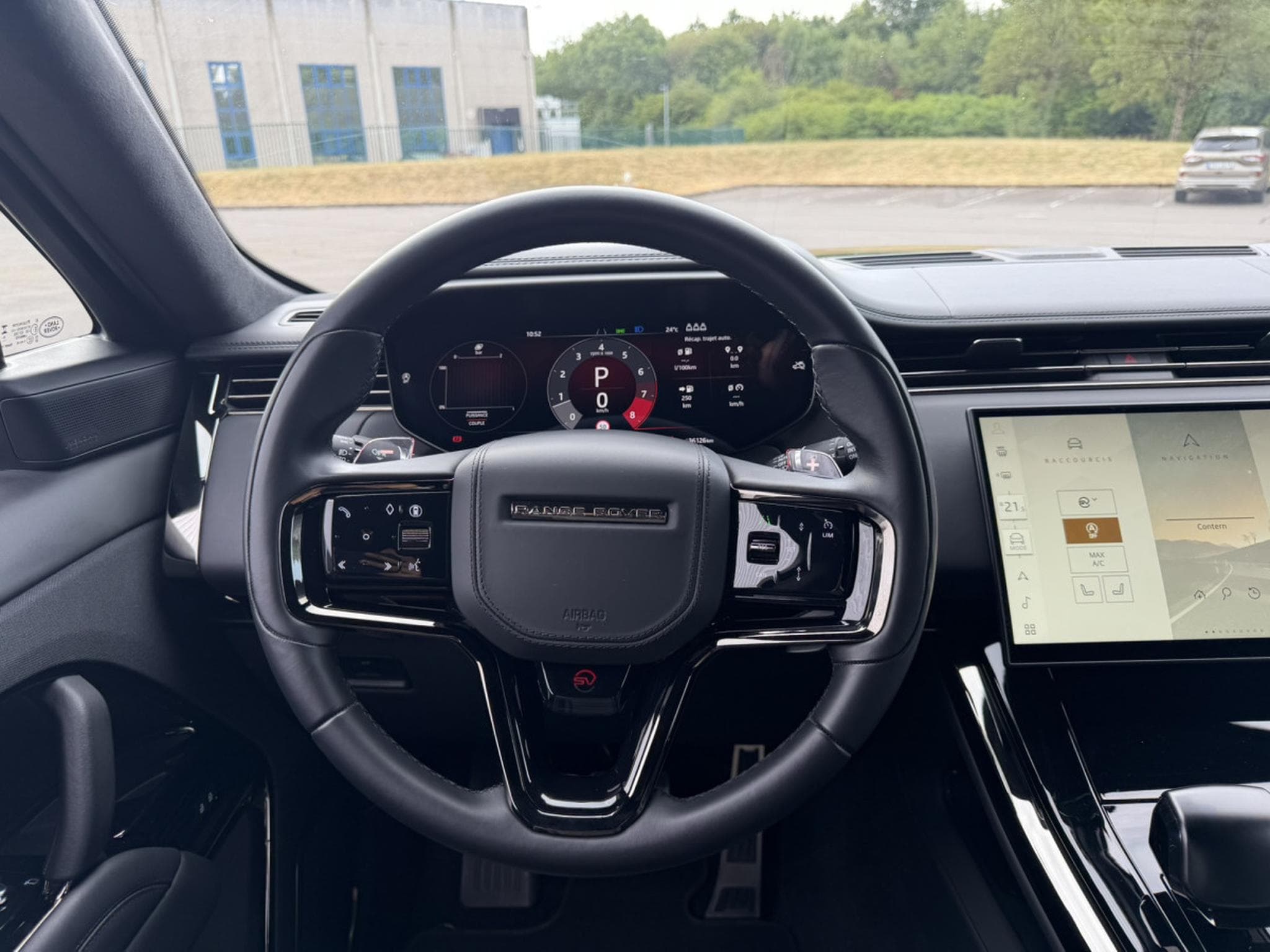 Land-Rover Range Rover Sport SV1 P635 -Full Carbon - Carbon Céramic - Carbon Rim - Panora (2024) - Photo 12
