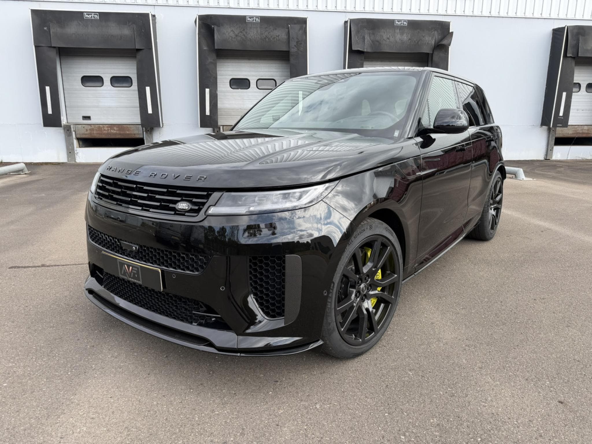 Land-Rover Range Rover Sport SV1 P635 -Full Carbon - Carbon Céramic - Carbon Rim - Panora (2024) - Photo 8