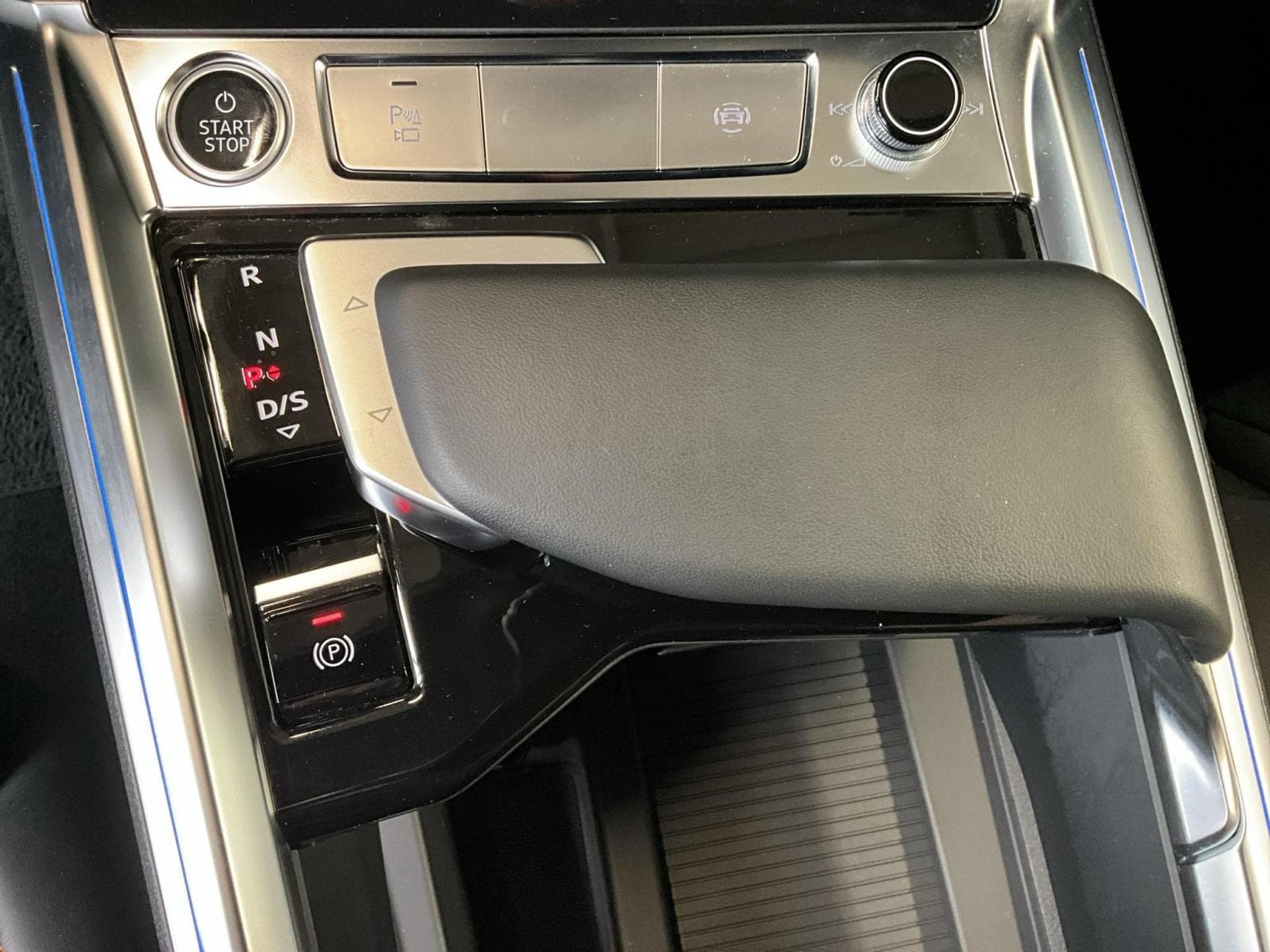 Audi e-tron S-Line-55+Quattro+P.Ass.+Matrix+P.Technology (2022) - Foto 13