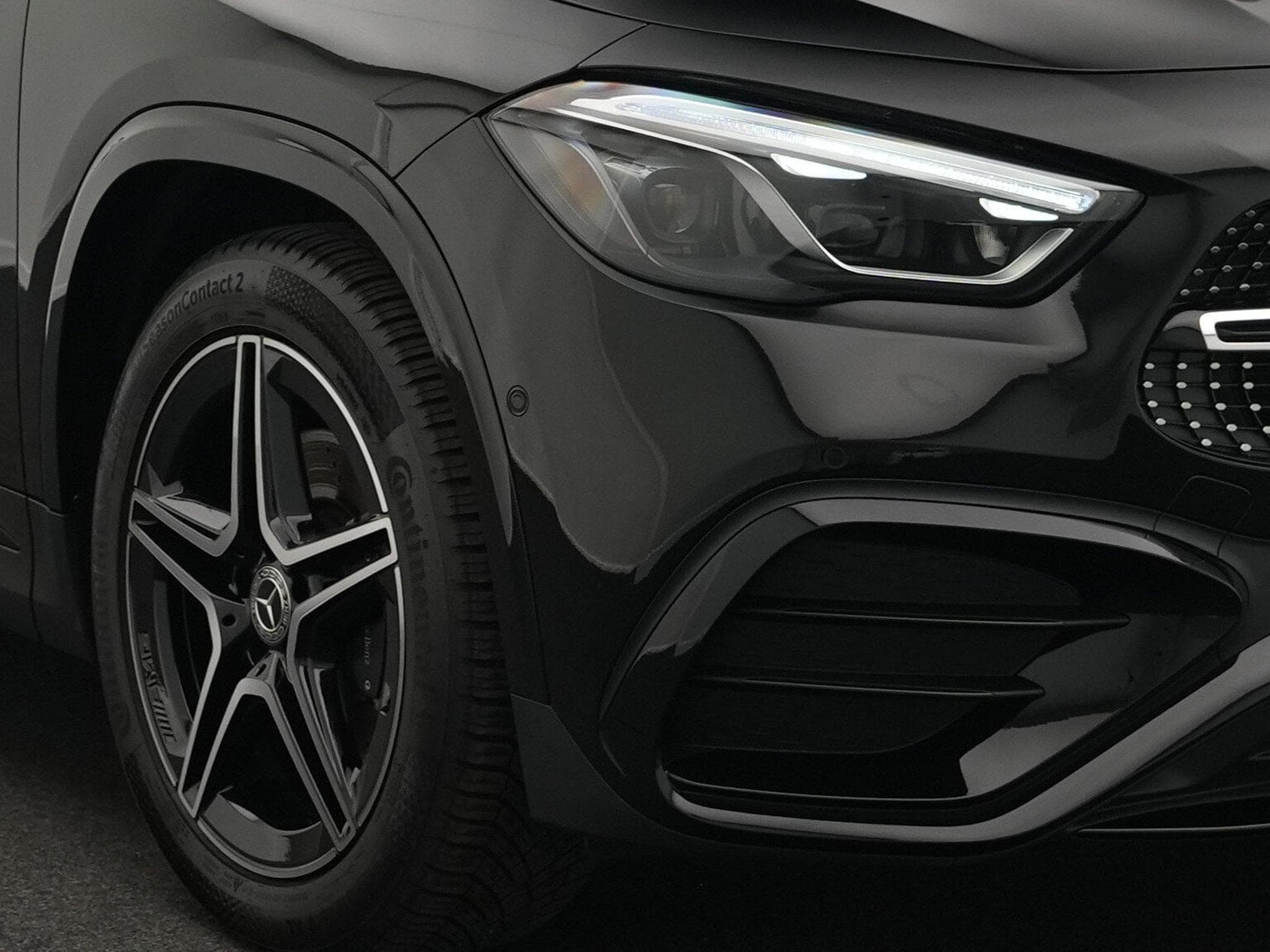 Mercedes GLA 200 d AMG-Line Multi+Kamera+Night+19" (2025) - Foto 7