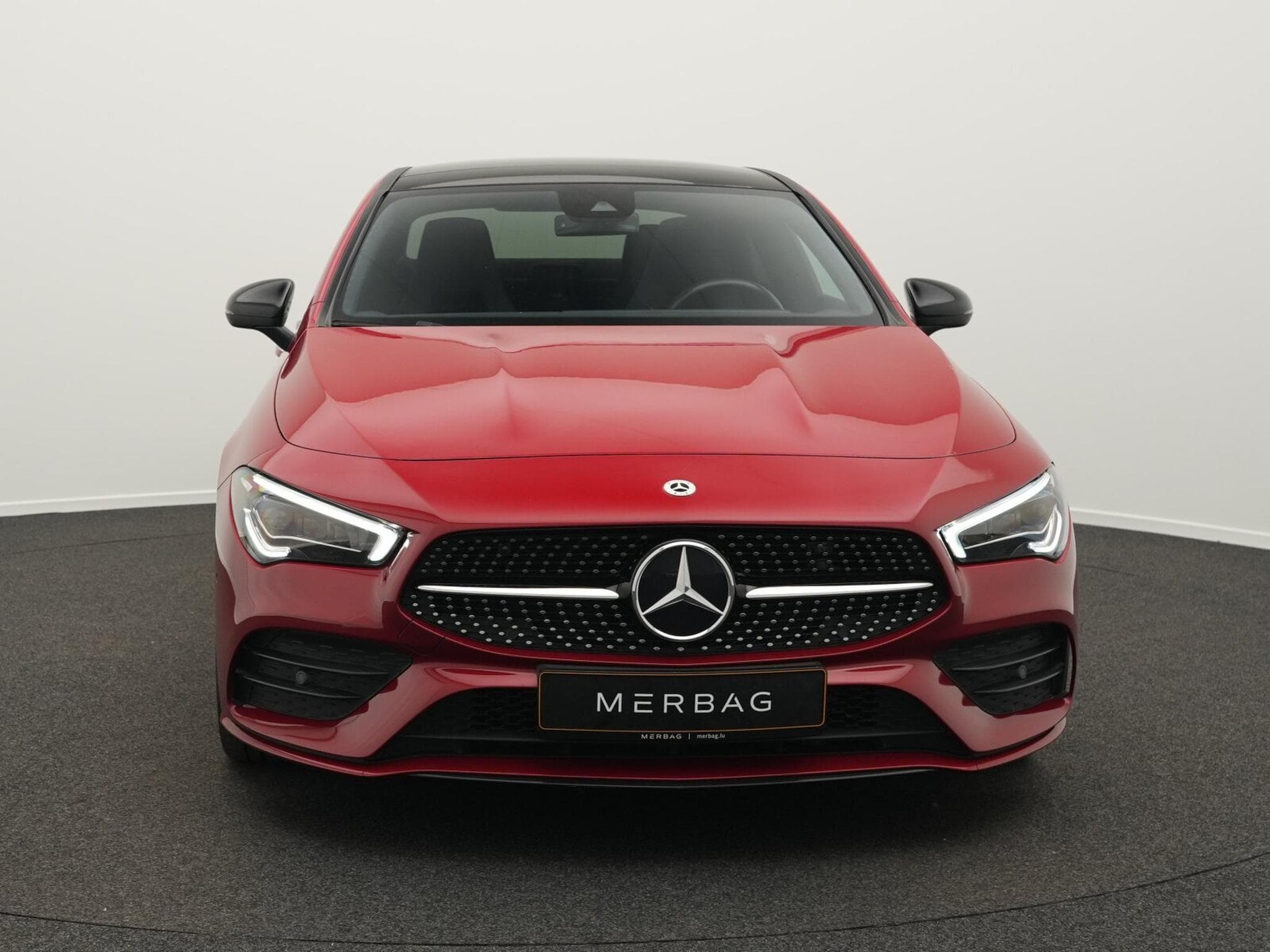 Mercedes CLA 200 d AMG-Line (2022) - Foto 2