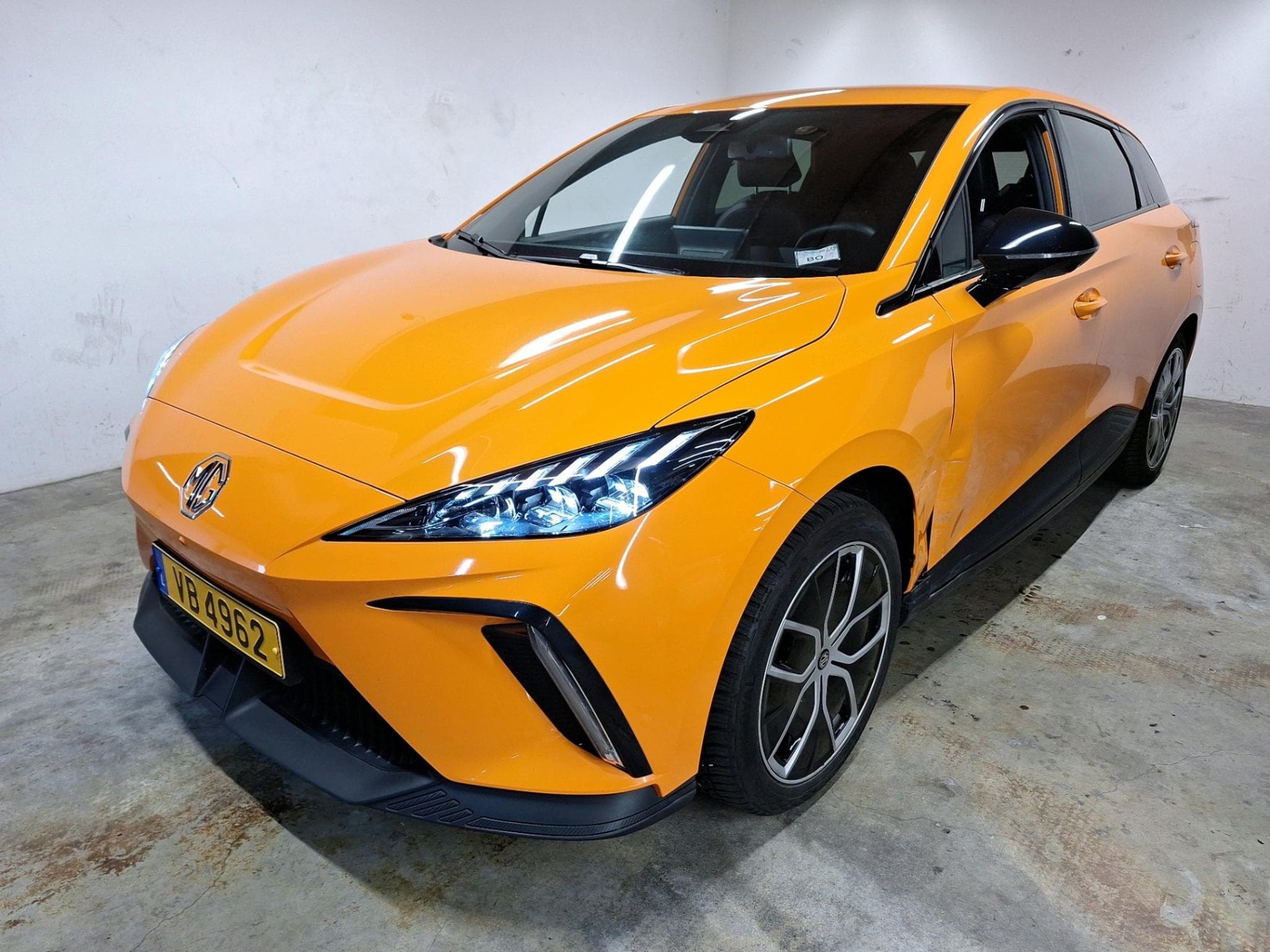 Mg MG4 Luxury (2023) - Foto 1