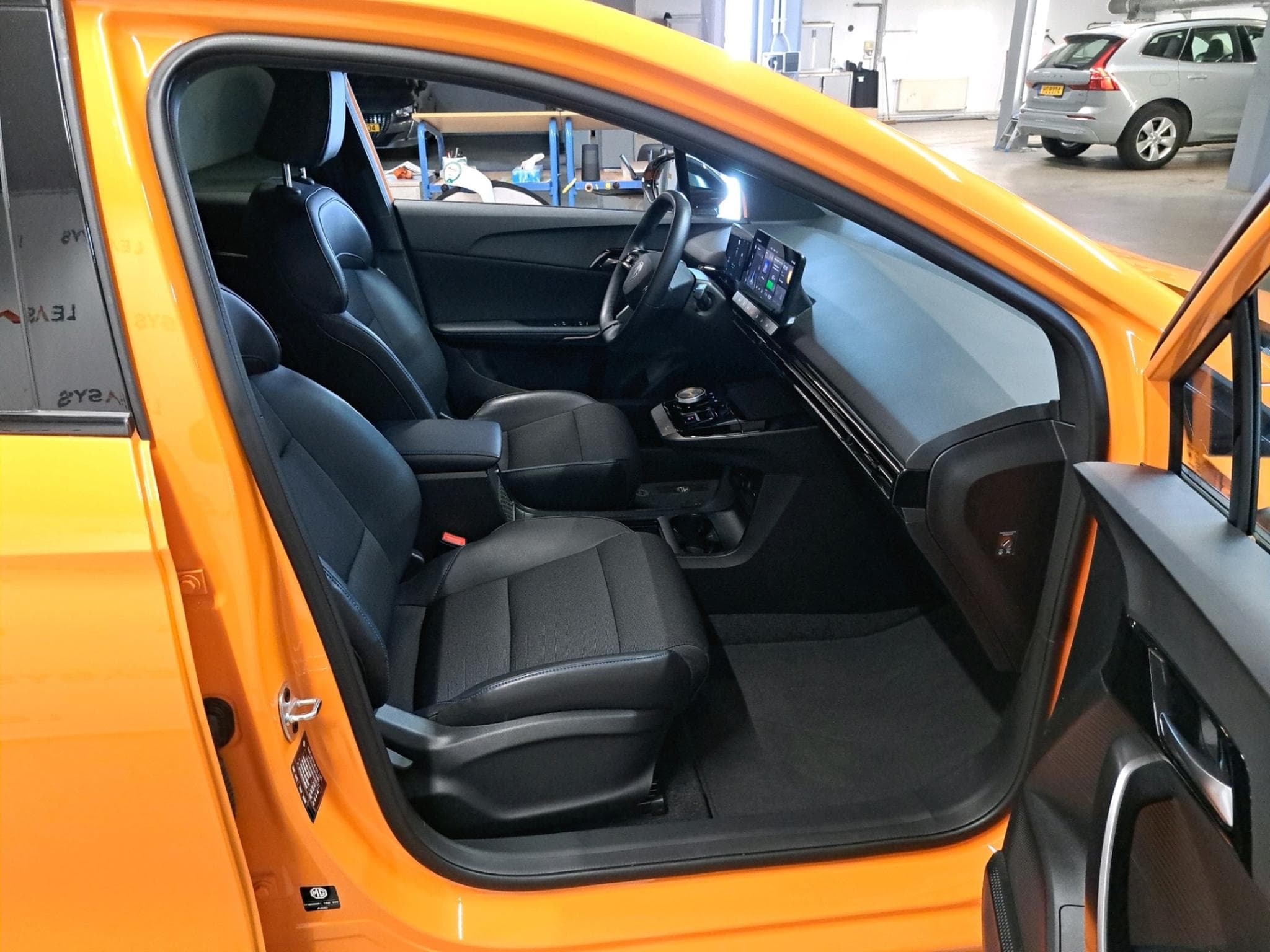 Mg MG4 Luxury (2023) - Foto 16