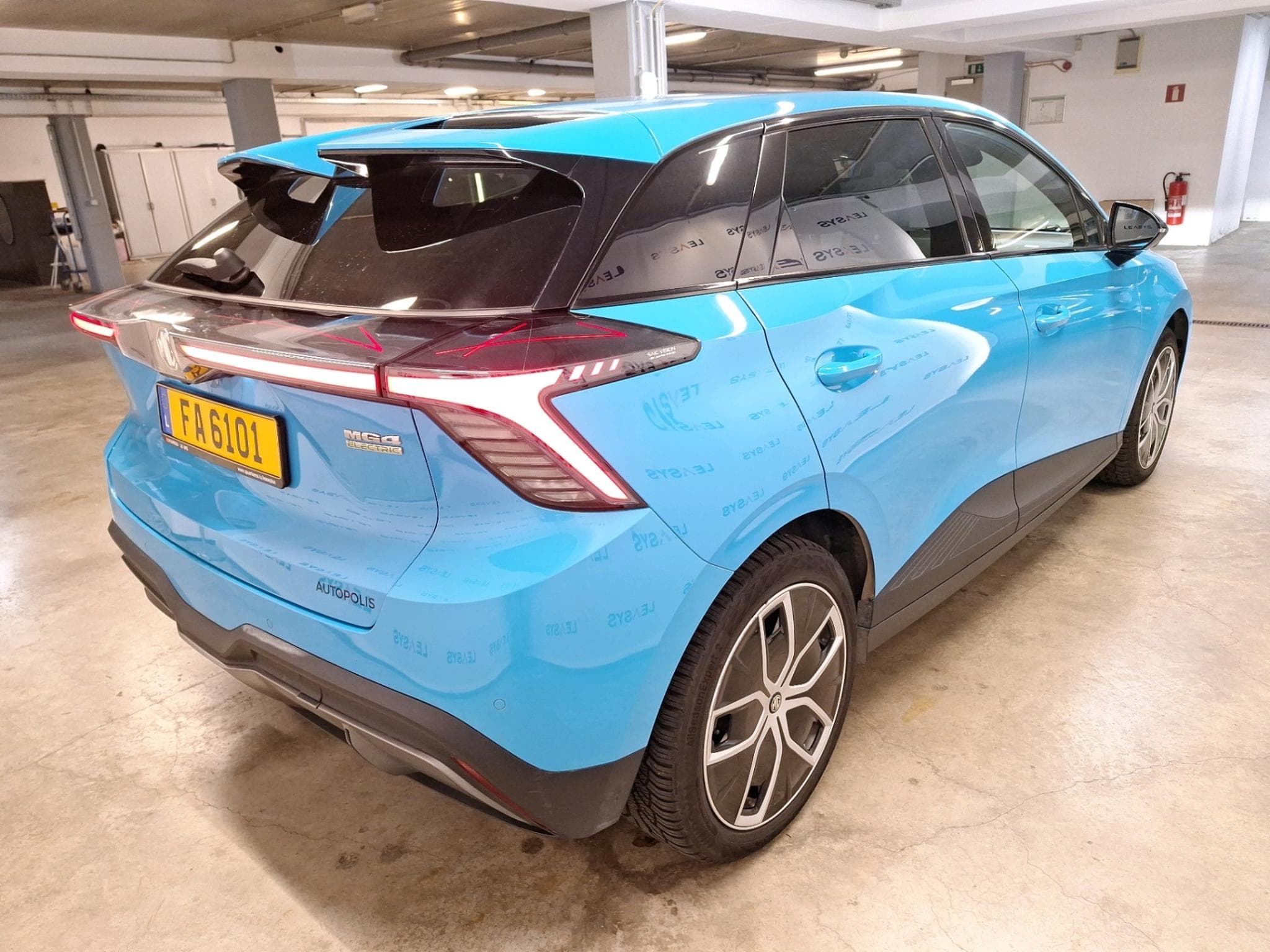 Mg MG4 Luxury (2023) - Foto 2