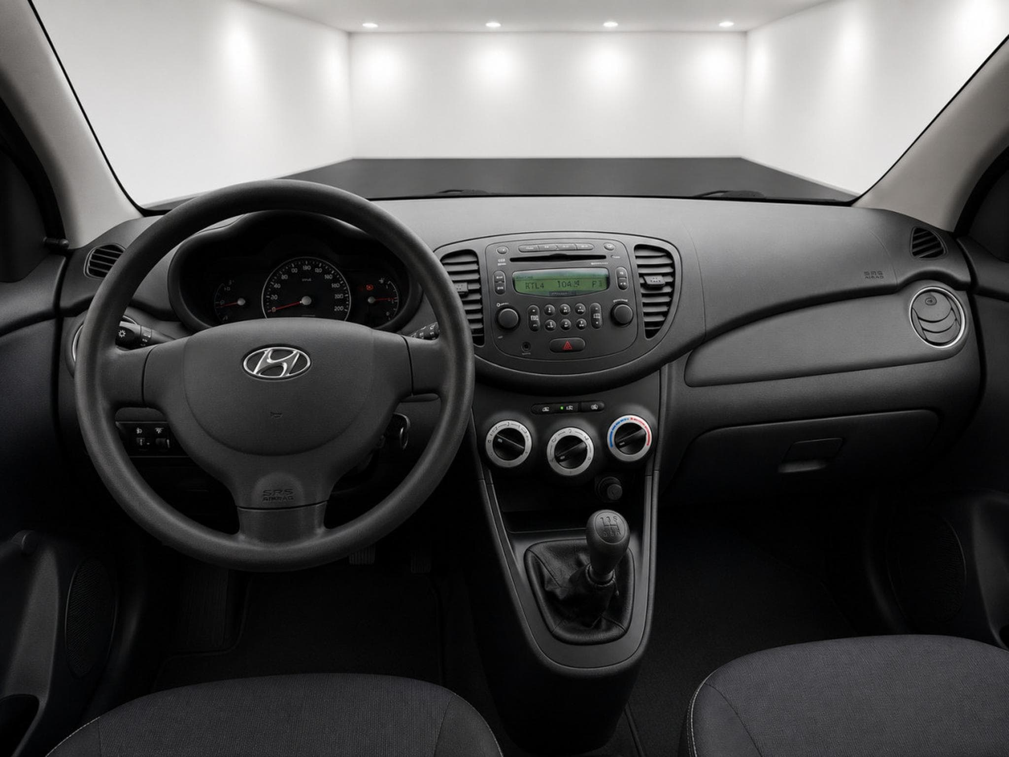 Hyundai i10 1.1i 67ch Edition+ (2009) - Photo 4