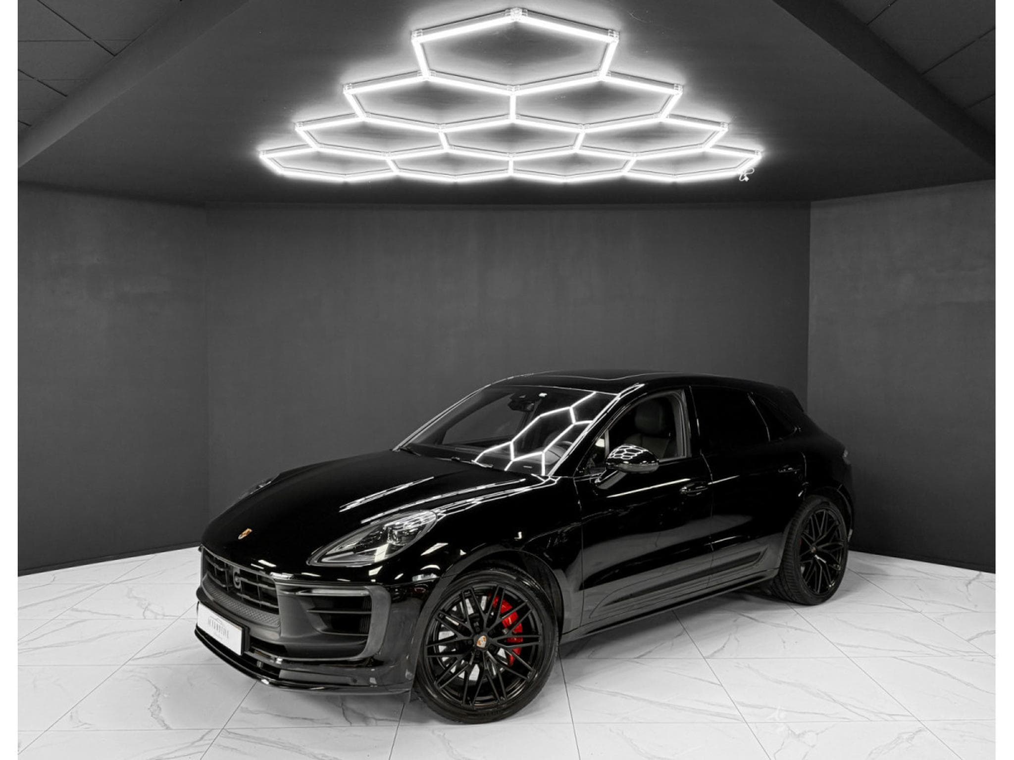 Porsche Macan III GTS (2021) - Photo 1
