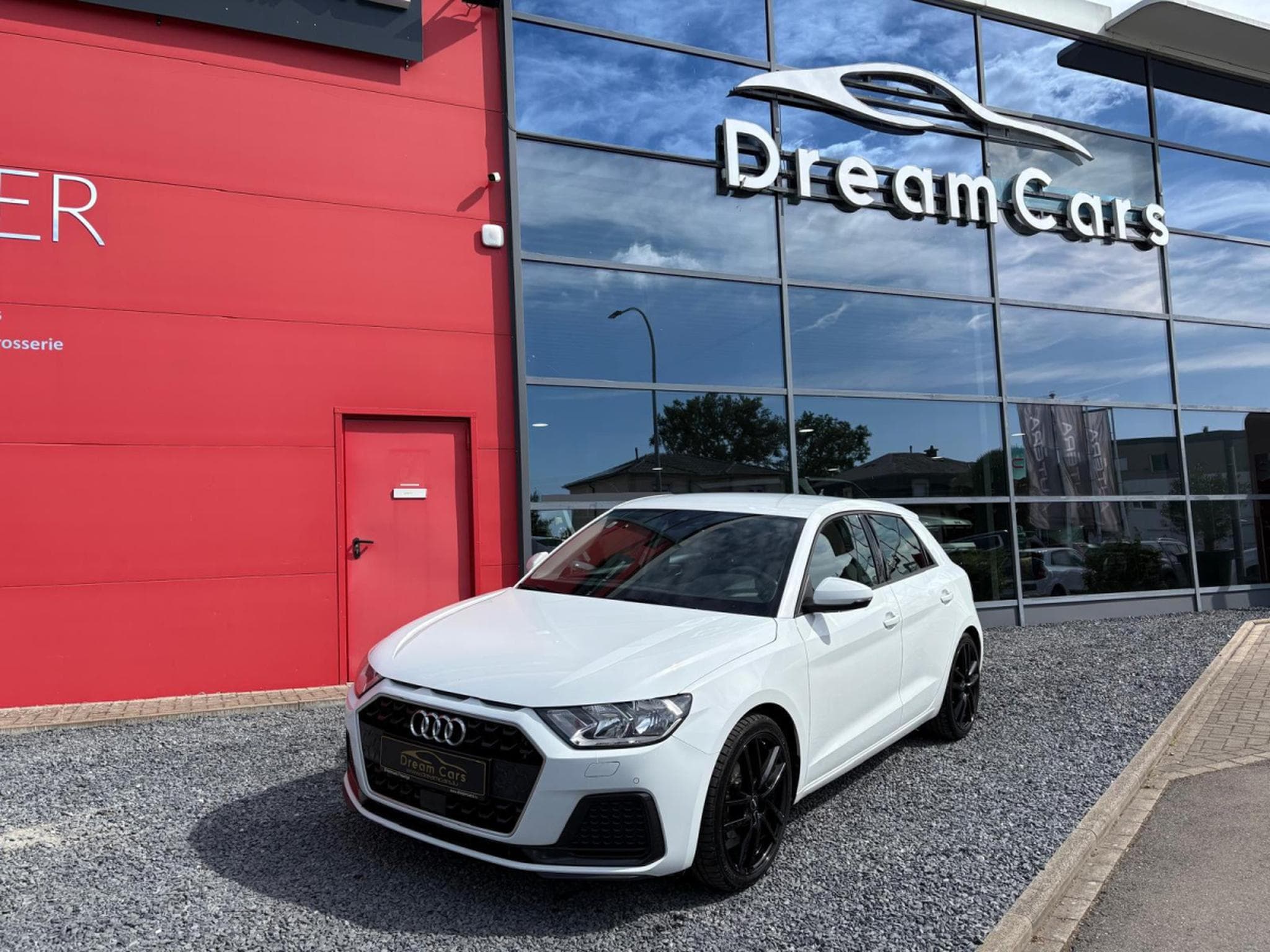 Audi A1 1.0 L TFSI (2019) - Photo 1