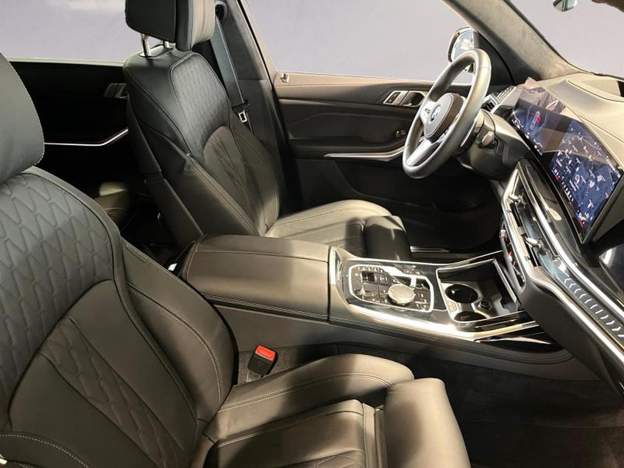 BMW X7 X7 xDrive40d M Sport (2025) - Foto 13