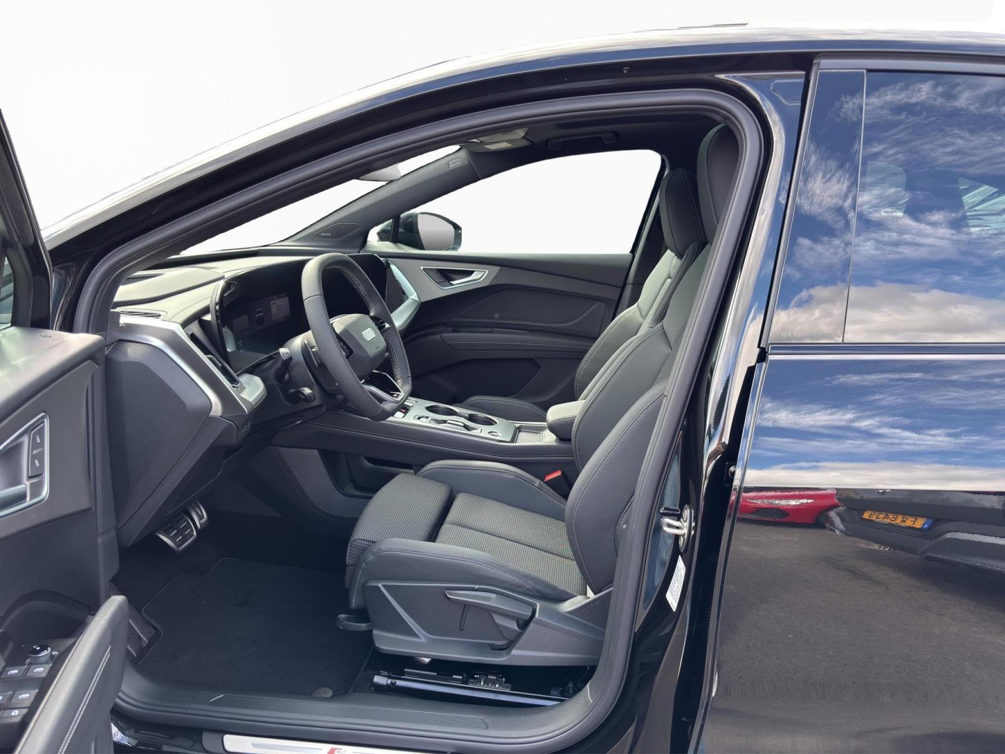 Audi Q4 e-tron Sportback (2026) - Photo 9