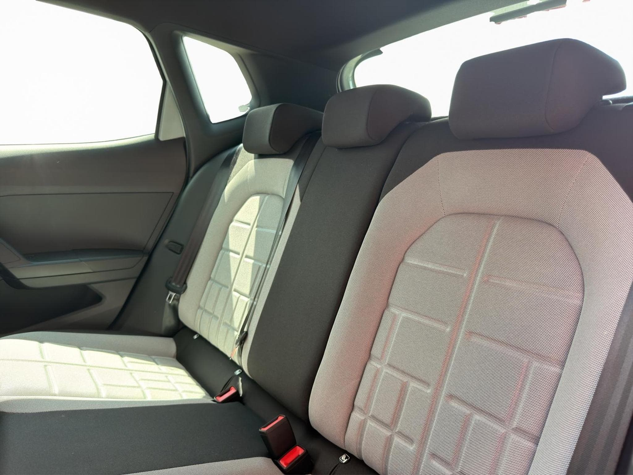 Seat Arona FR (2026) - Photo 10