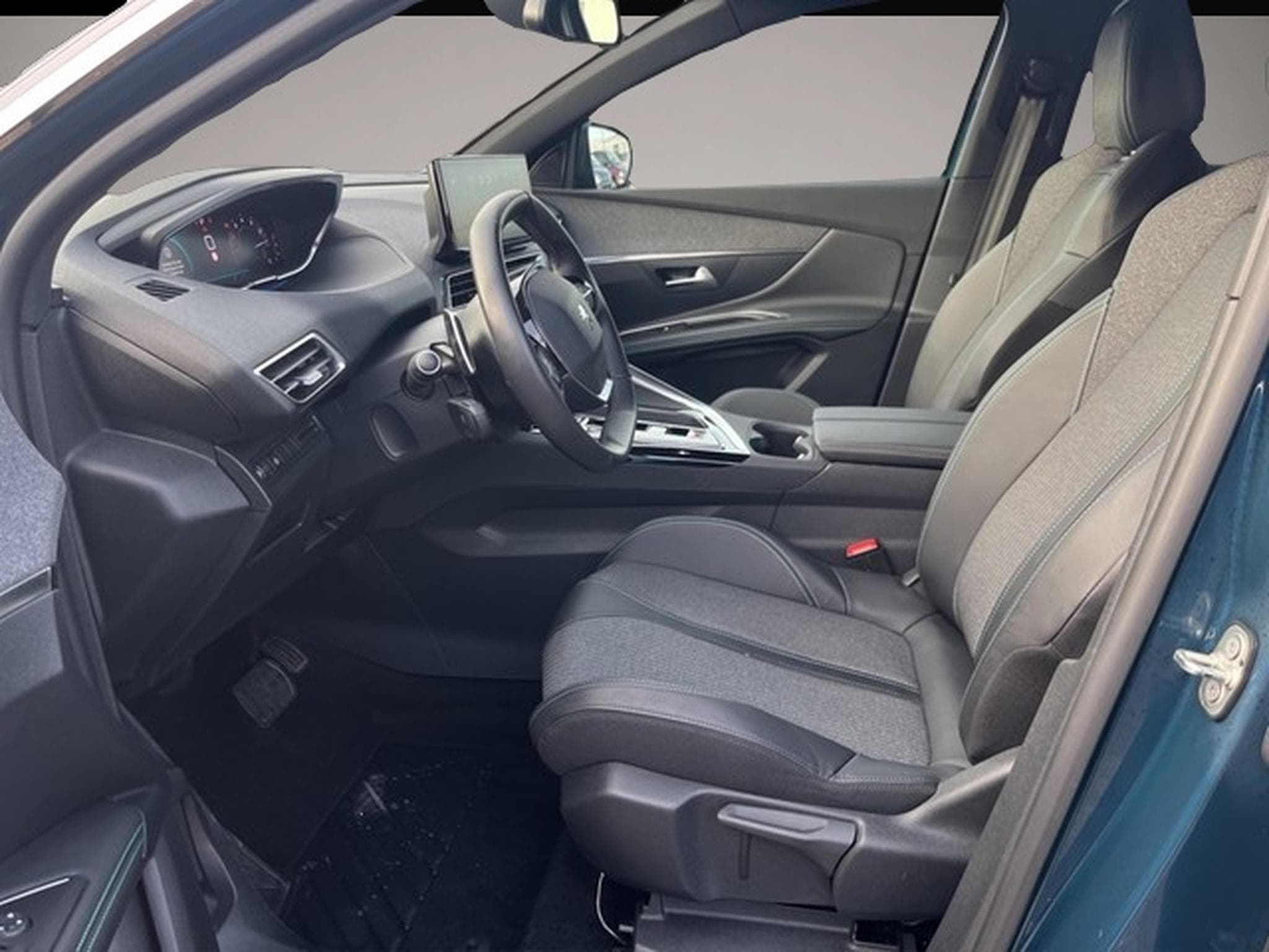 Peugeot 3008 (2023) - Photo 7