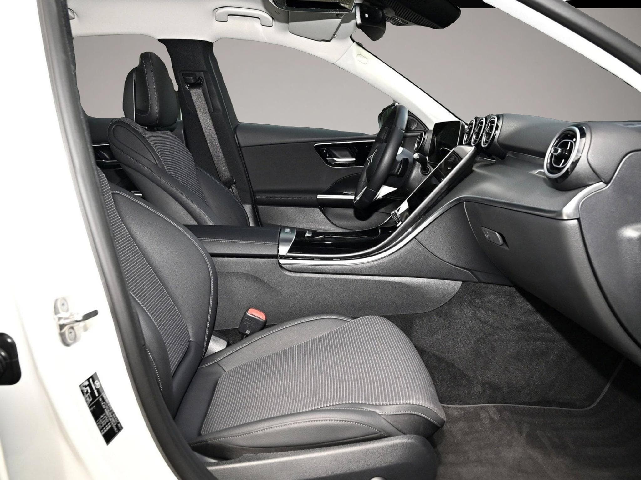 Mercedes 180 (2025) - Foto 2