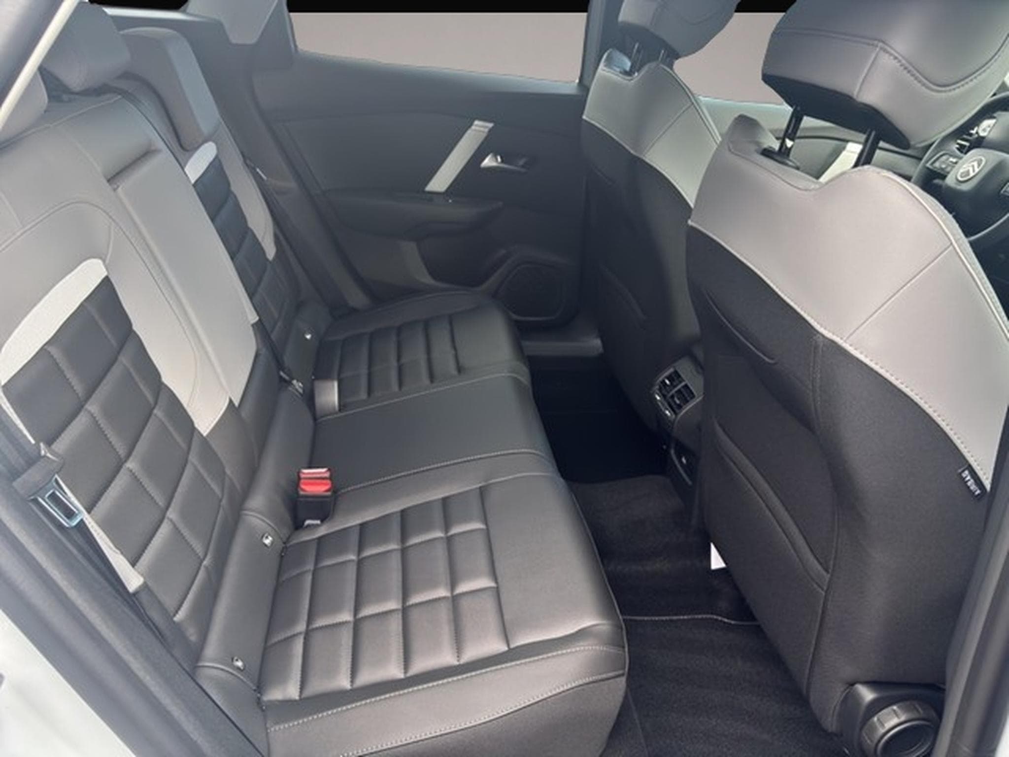 Citroën C4 (2025) - Foto 8