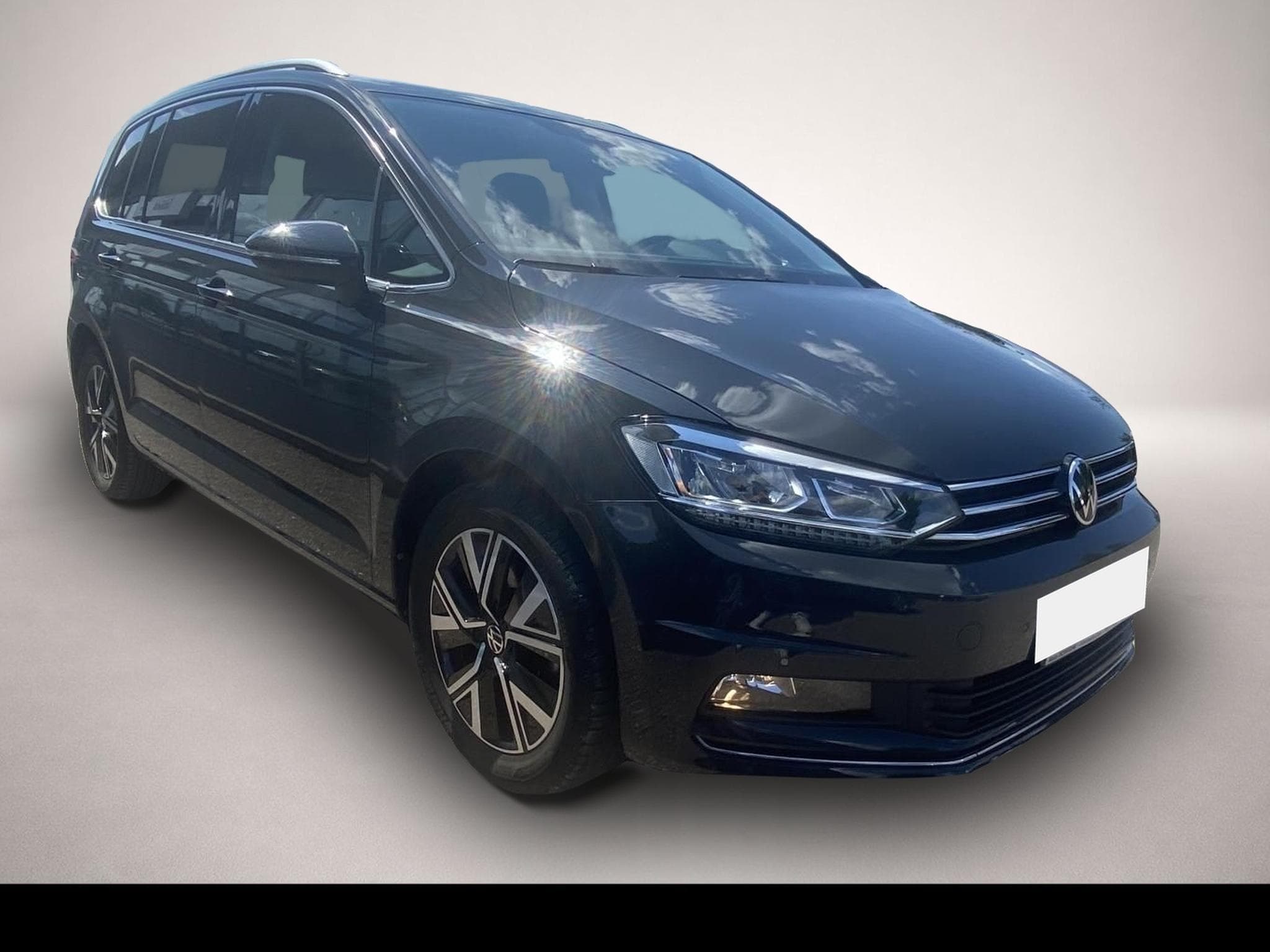 VW Touran (2022) - Photo 6