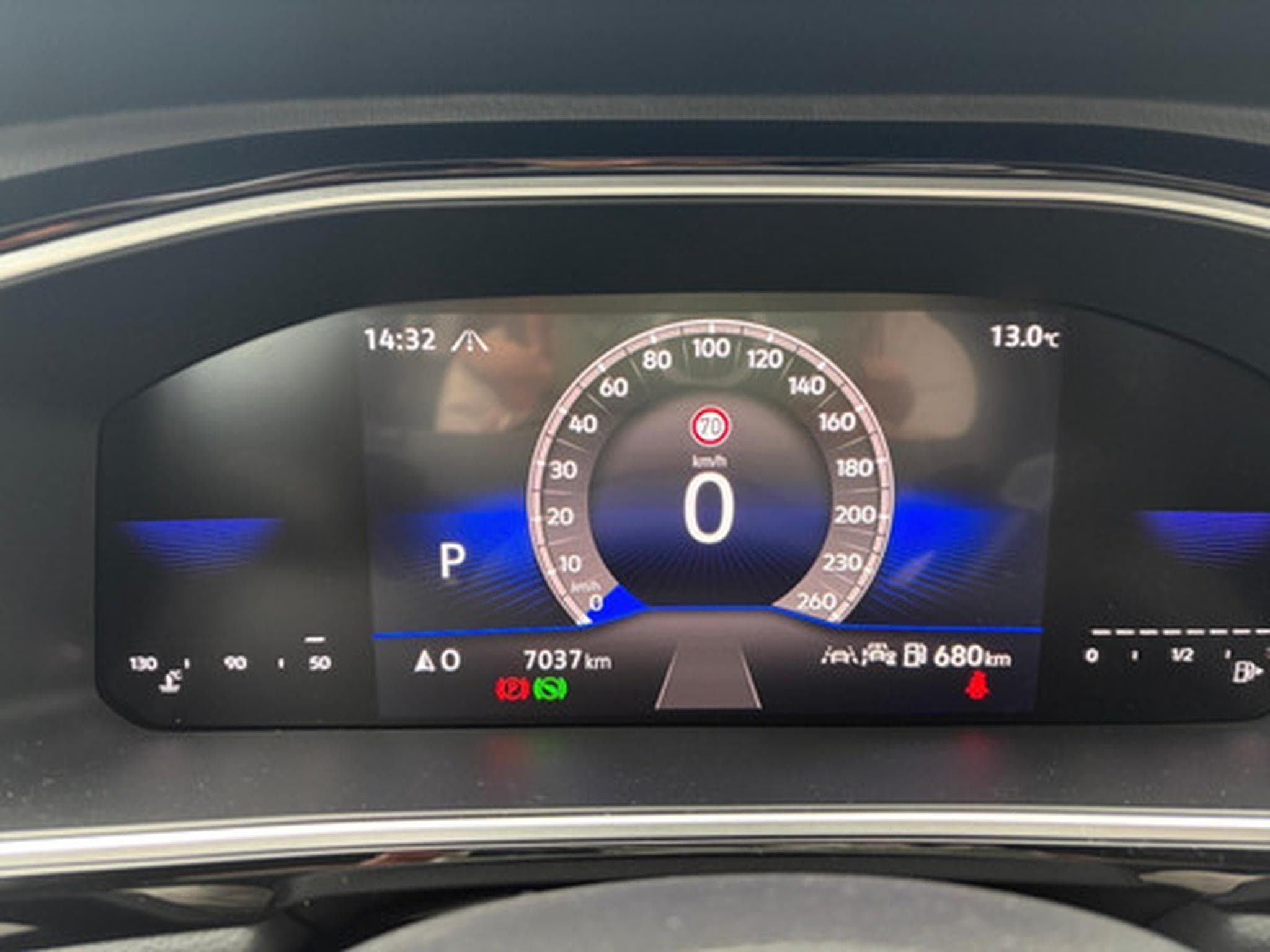 VW T-Roc R-line 1.5L (2025) - Photo 2