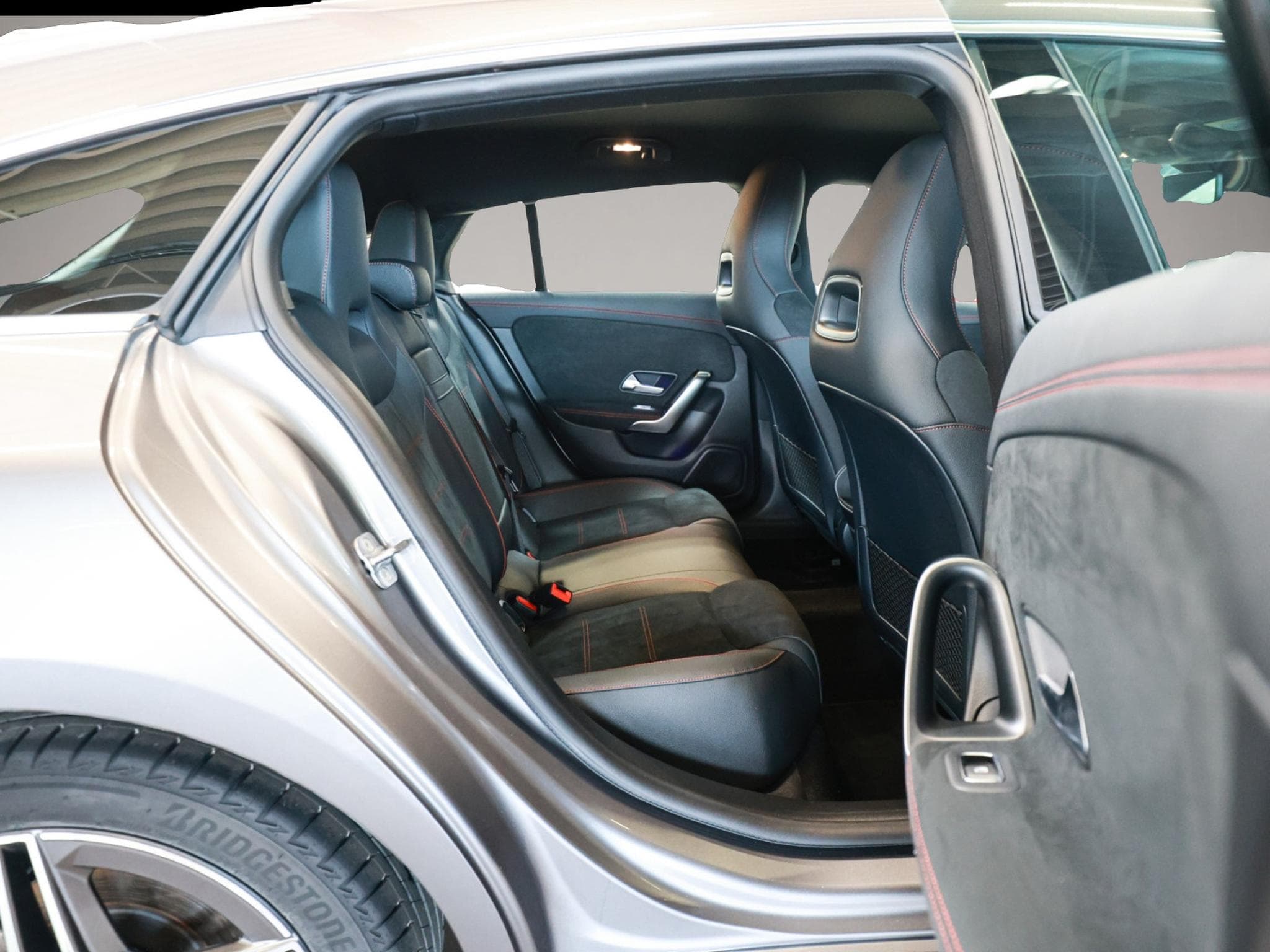 Mercedes GLA 200 (2025) - Foto 4