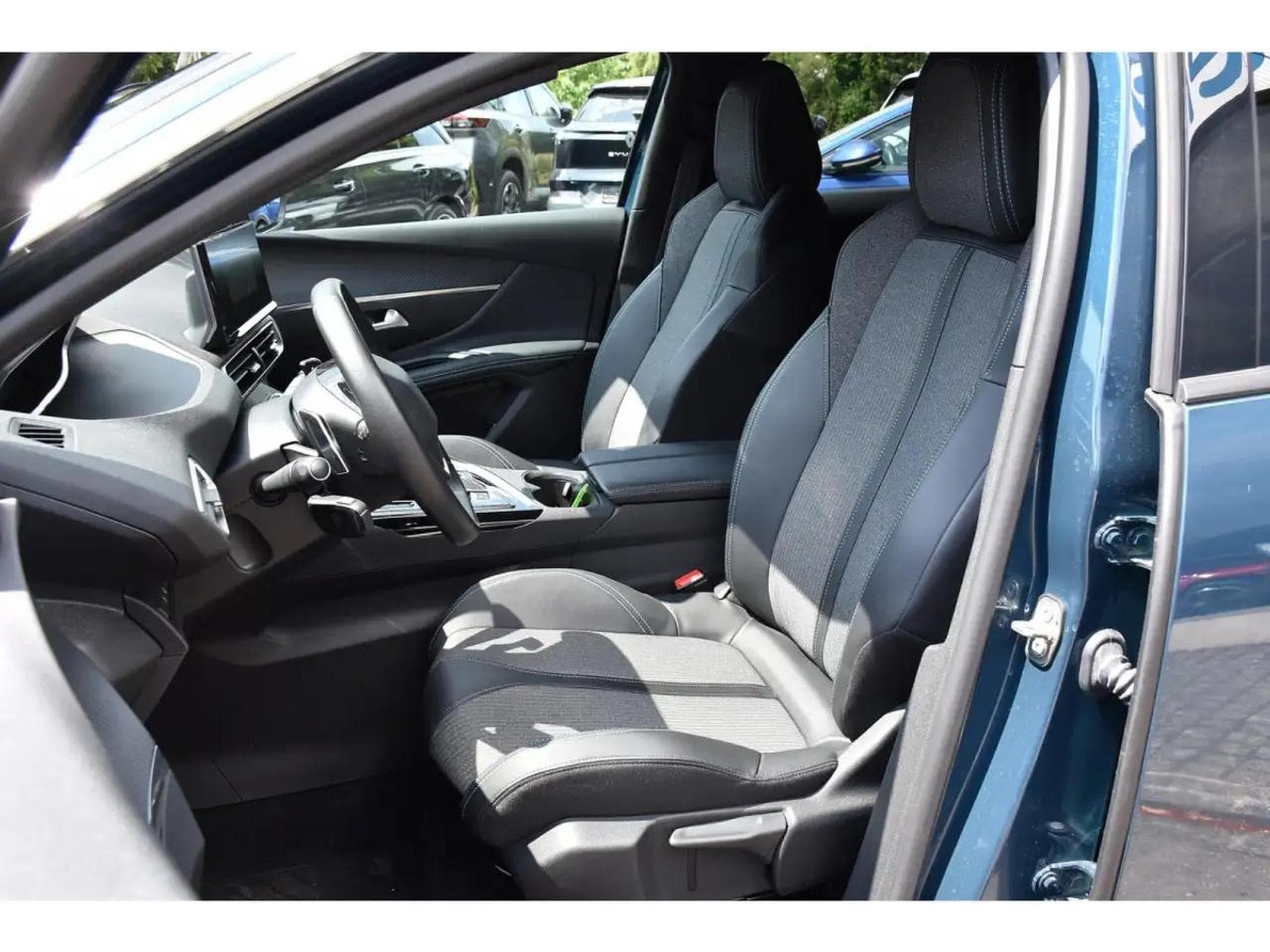 Peugeot 3008 (2024) - Foto 6