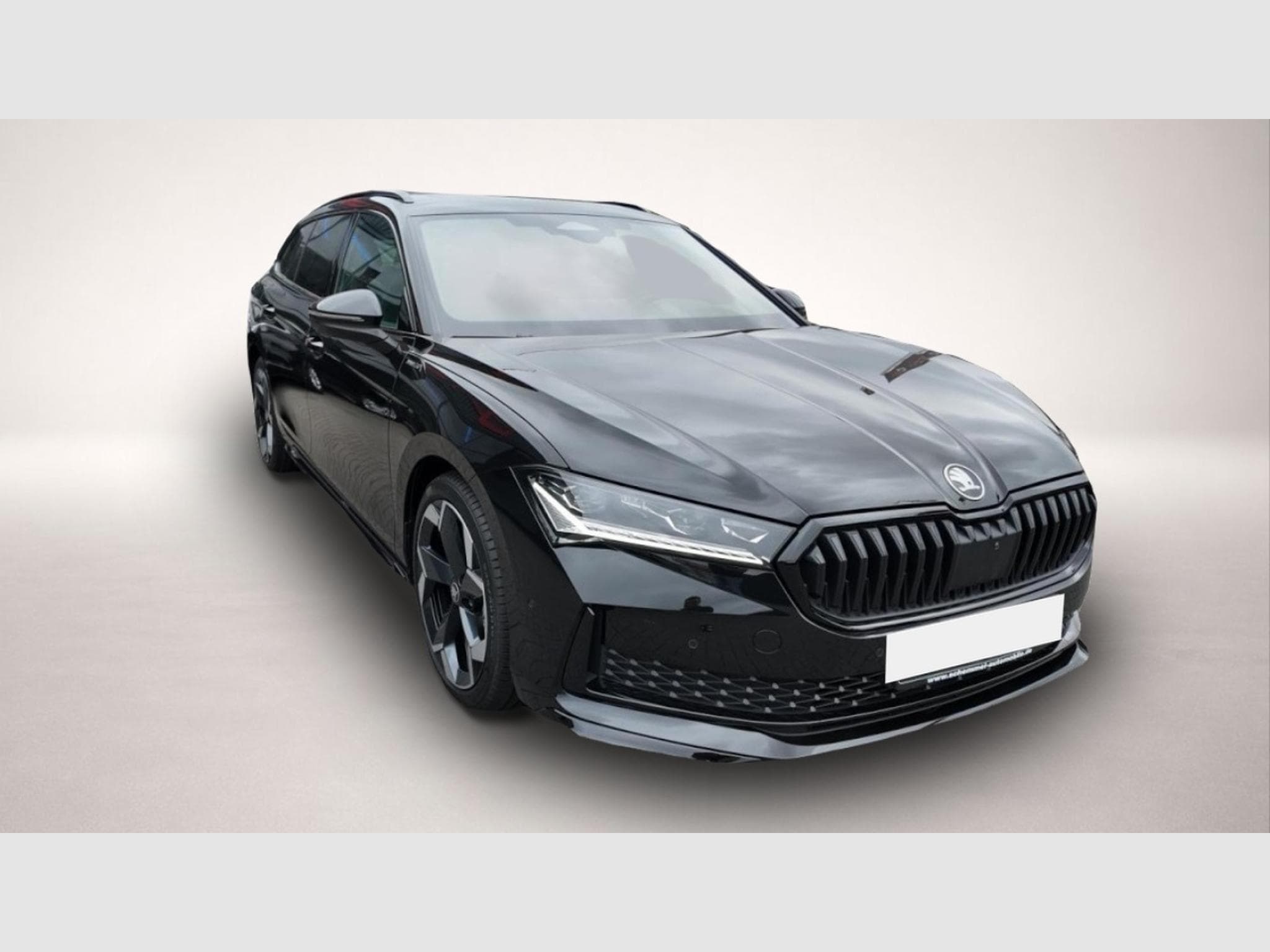 Skoda Superb (2025) - Photo 3