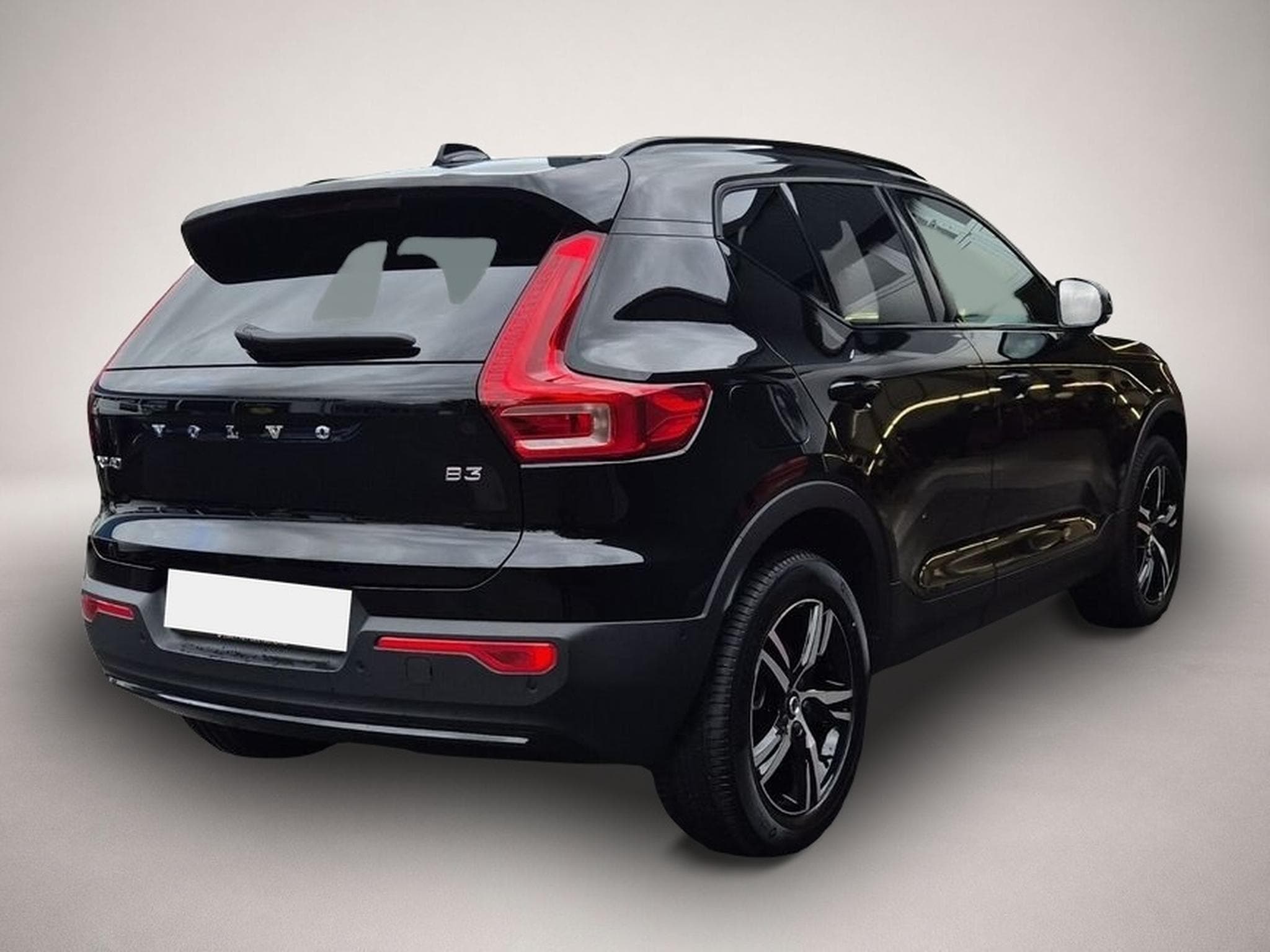 Volvo XC40 (2025) - Photo 2