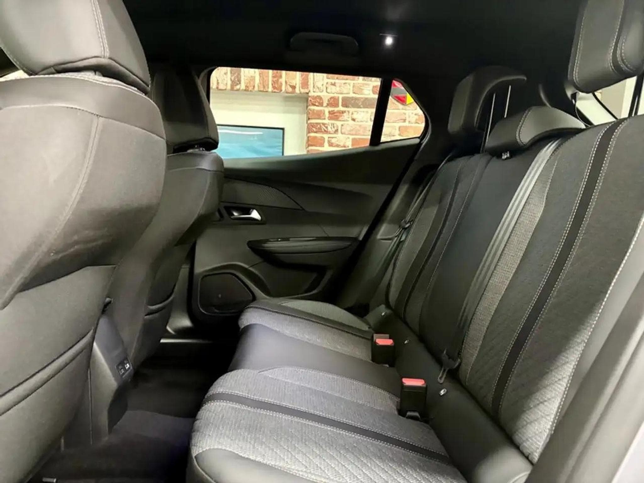 Peugeot 2008 (2025) - Foto 6