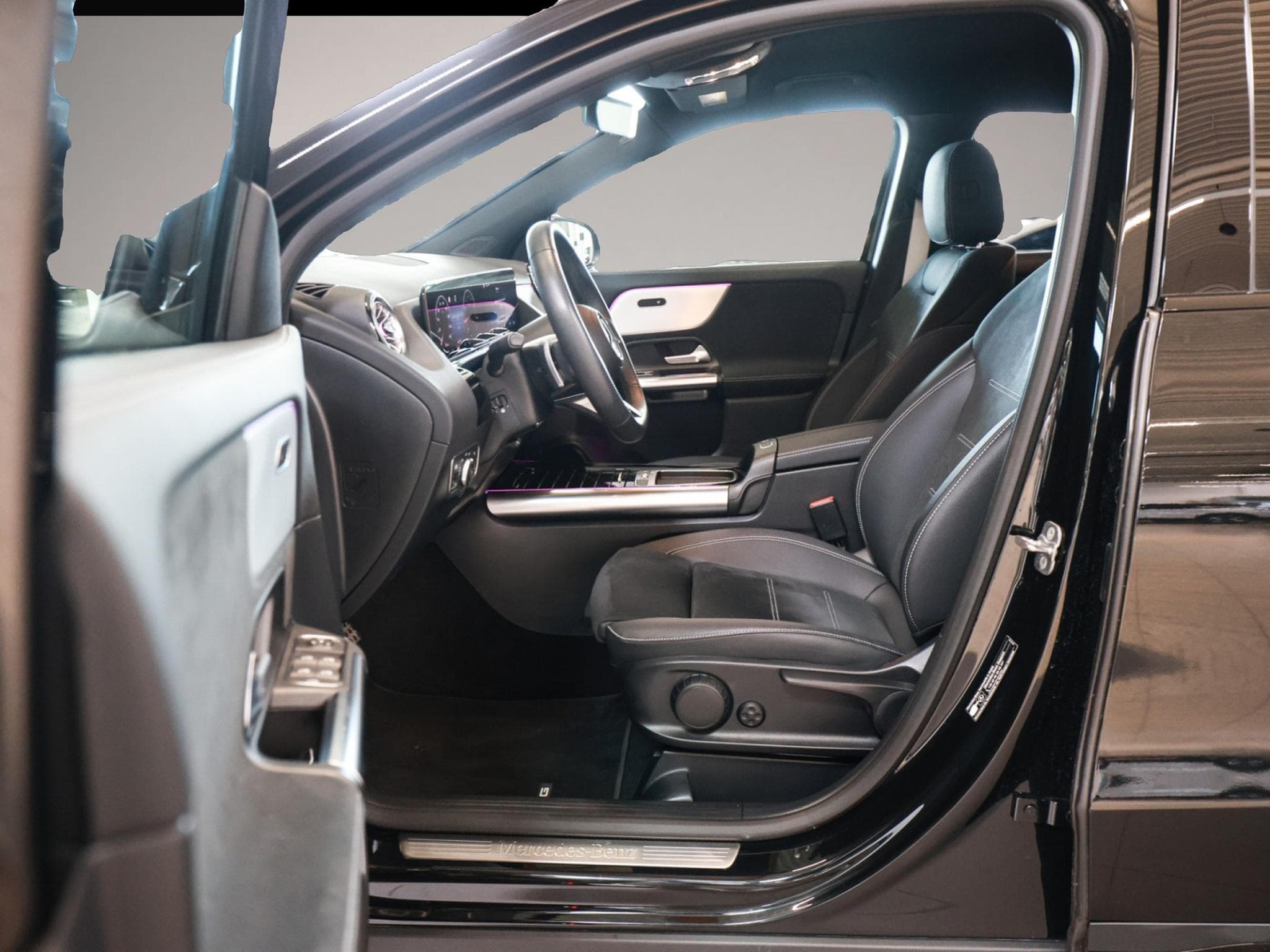 Mercedes GLA 200 (2025) - Photo 7