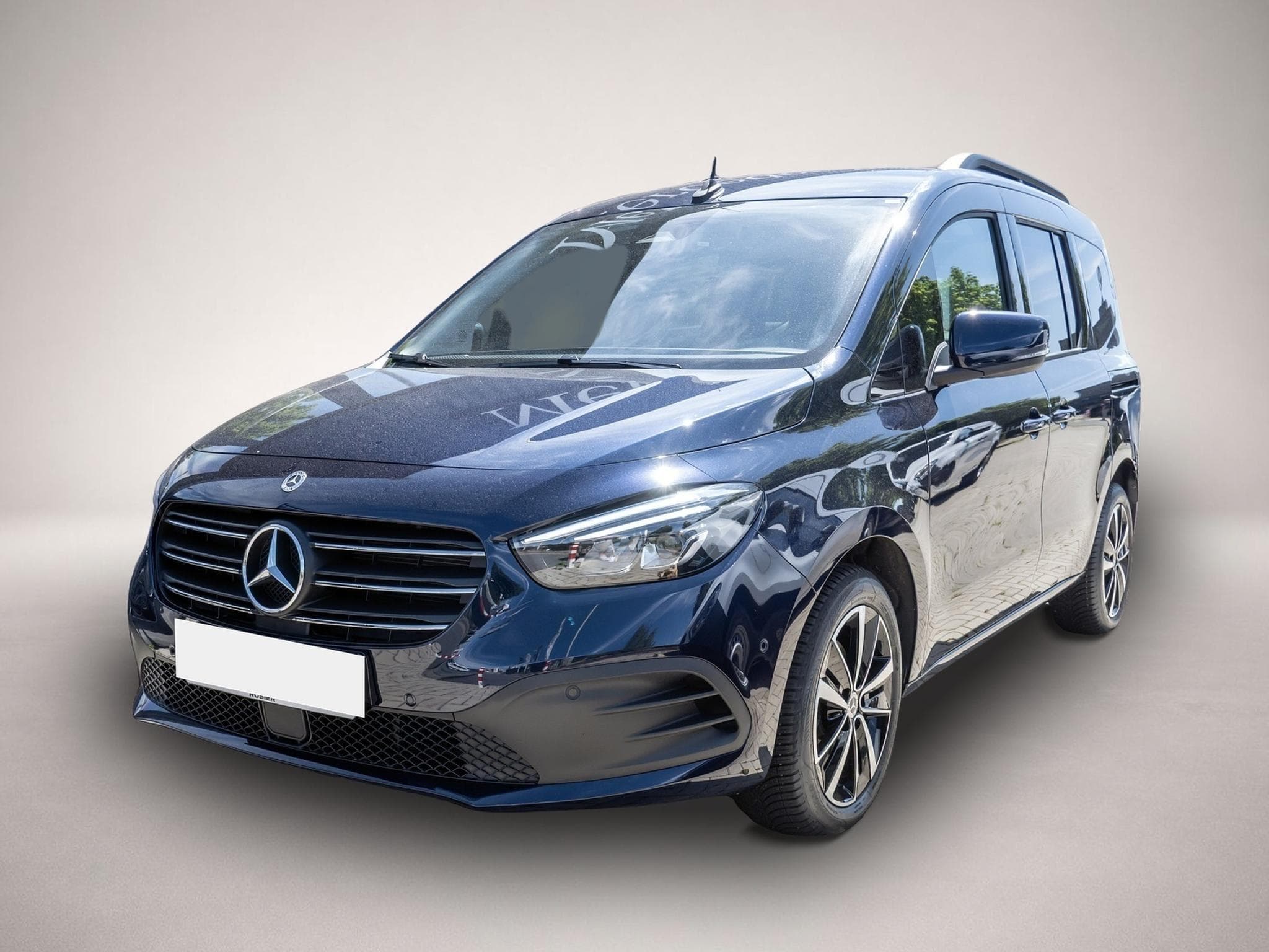 Mercedes 180 (2025) - Foto 1