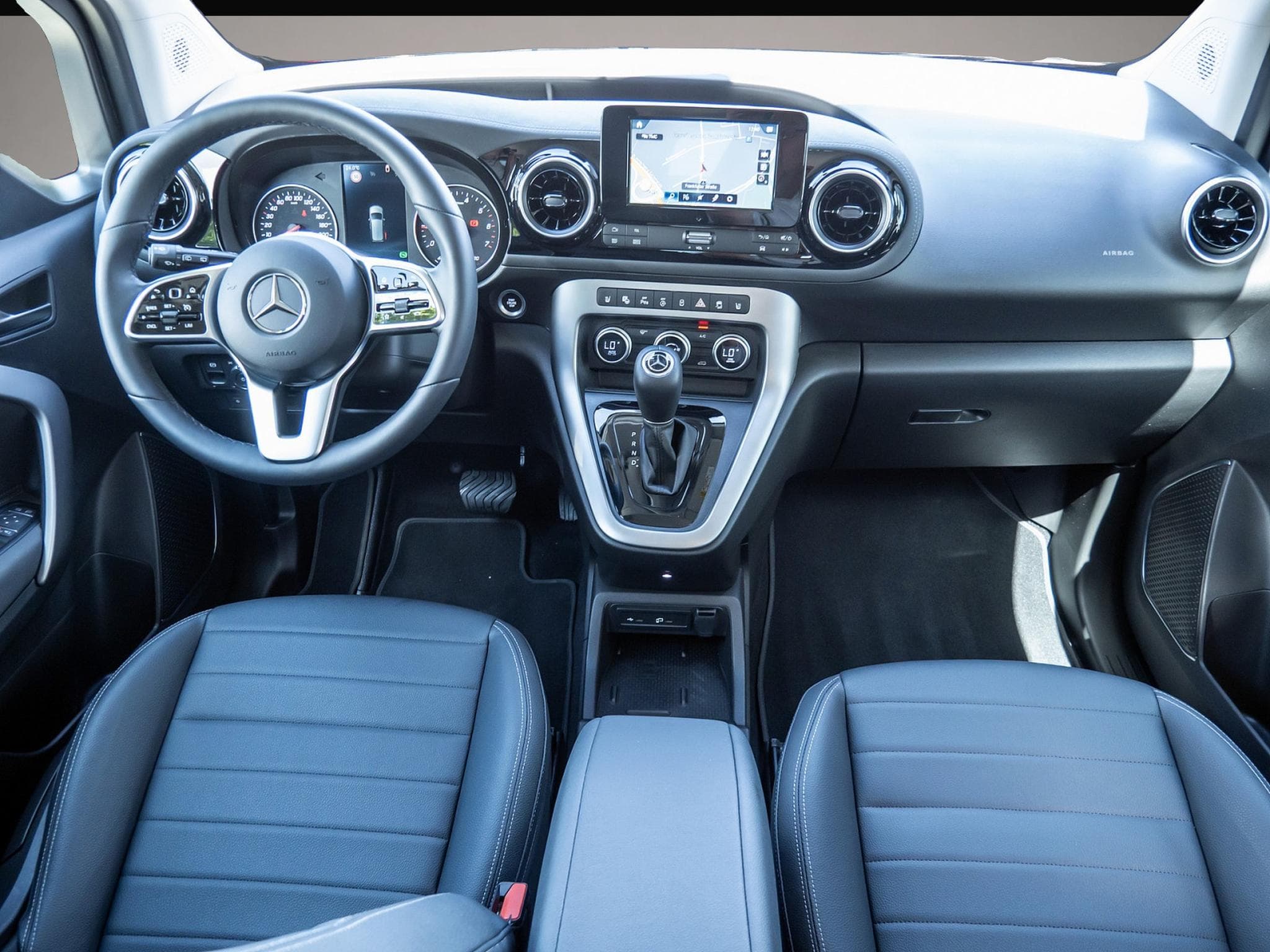 Mercedes 180 (2025) - Foto 5