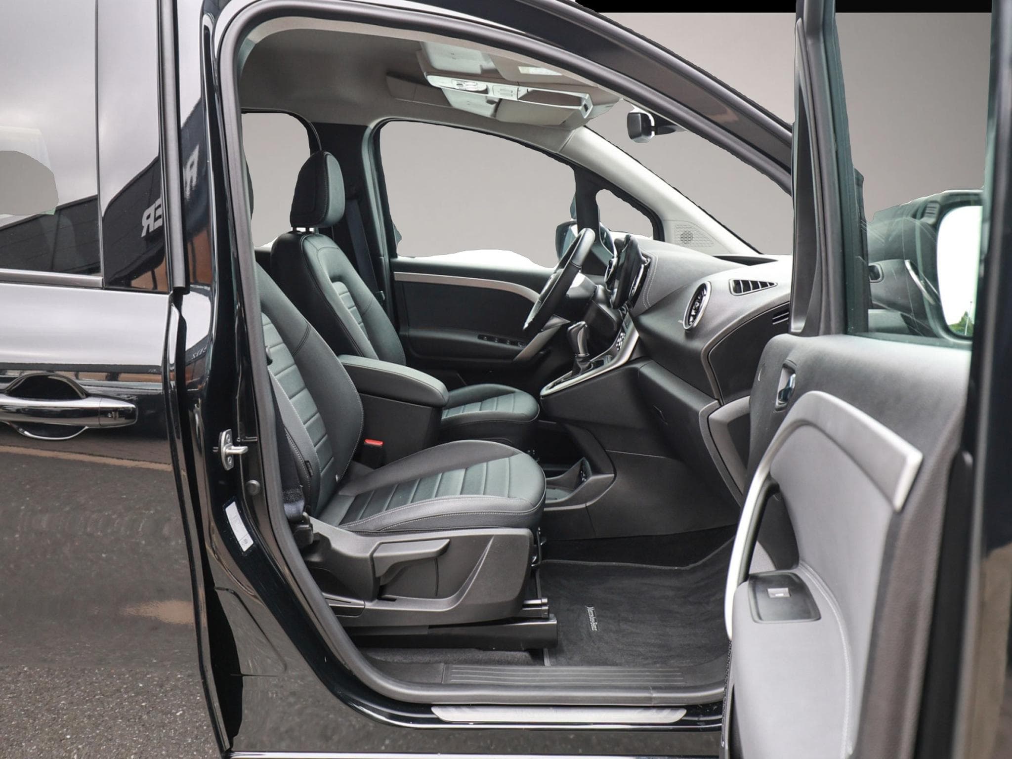 Mercedes 180 (2024) - Foto 2