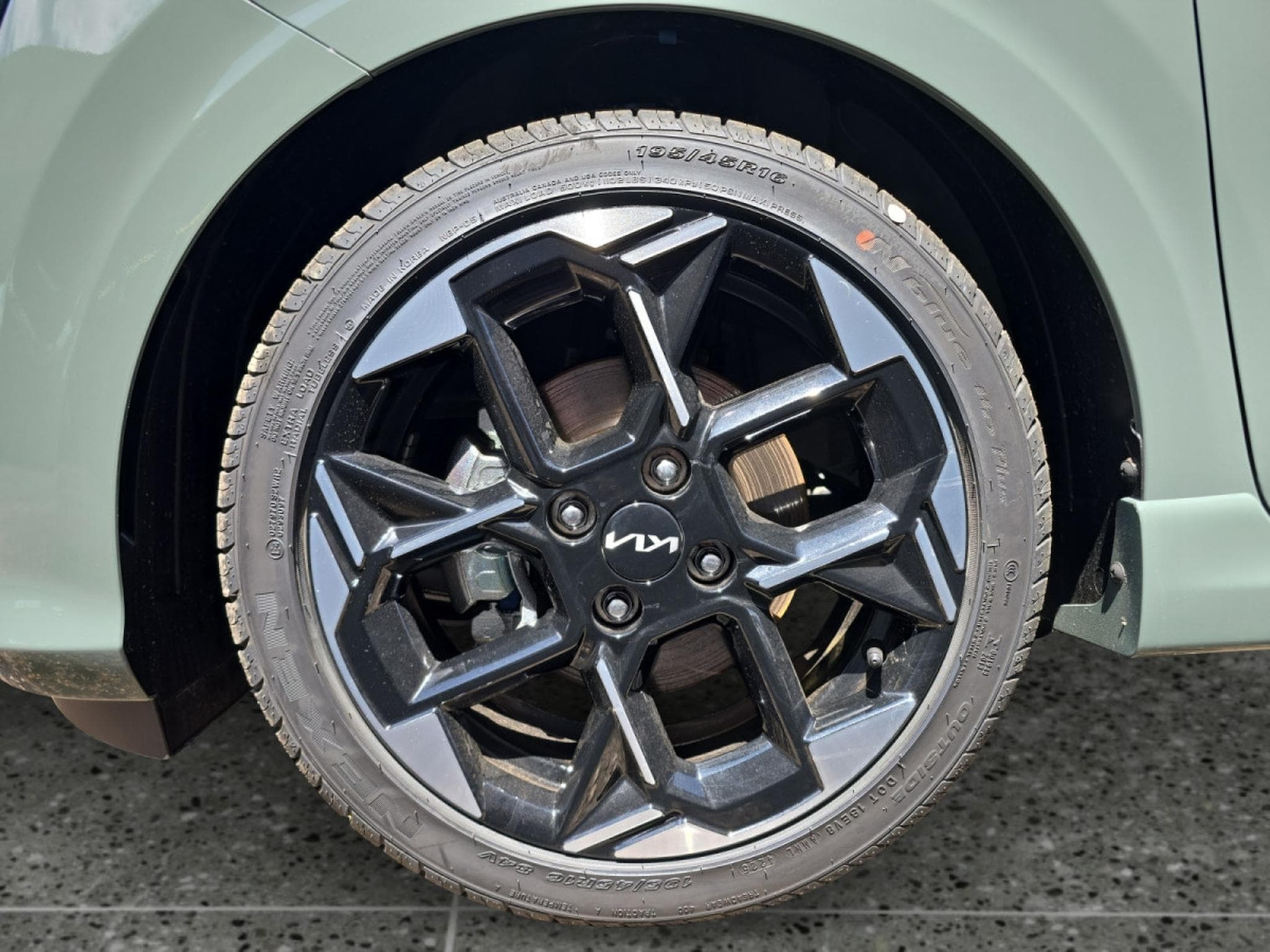 Kia Picanto GT Line 1.0 GDI ISG 68 AMT (2026) - Foto 19