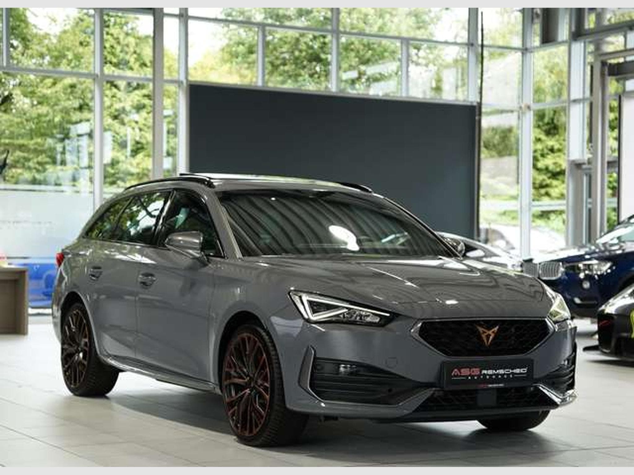 CUPRA Leon Sportstourer e-Hybrid 2.H *19 *Pano *ACC (2020) - Photo 6