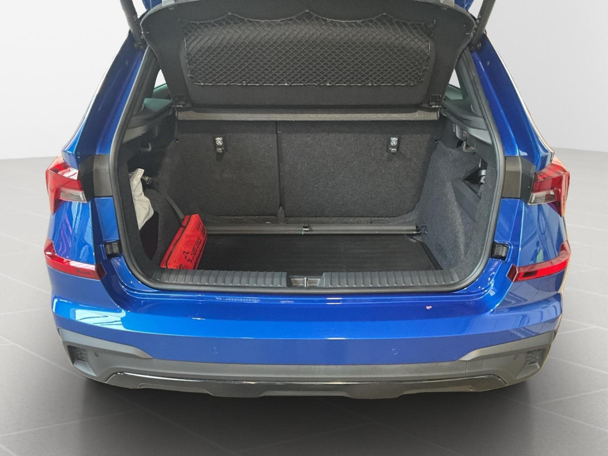 Skoda Kamiq Monte-Carlo+DSG+P.Ass.-Drive+P.Park&Go (2025) - Photo 17