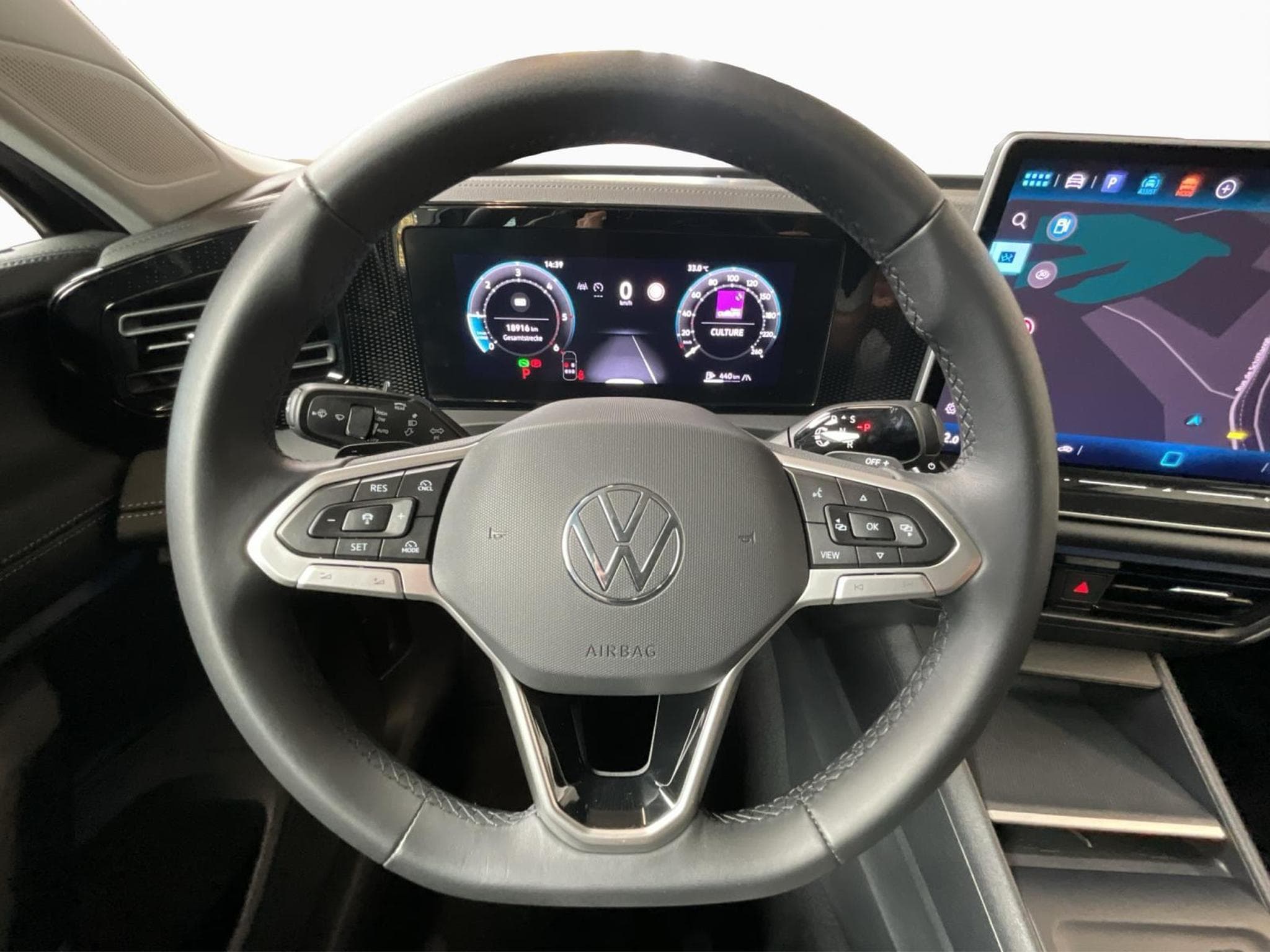 VW Tiguan Life+DSG+P.Info.+AHK+LED+Navi (2025) - Foto 12