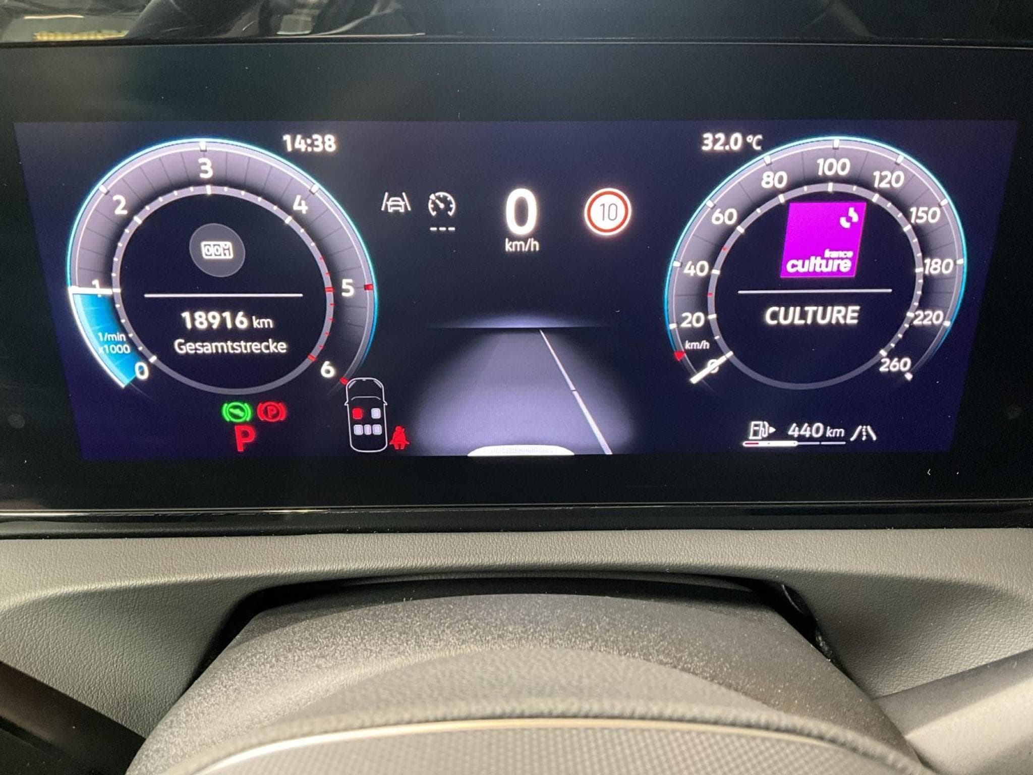 VW Tiguan Life+DSG+P.Info.+AHK+LED+Navi (2025) - Foto 13