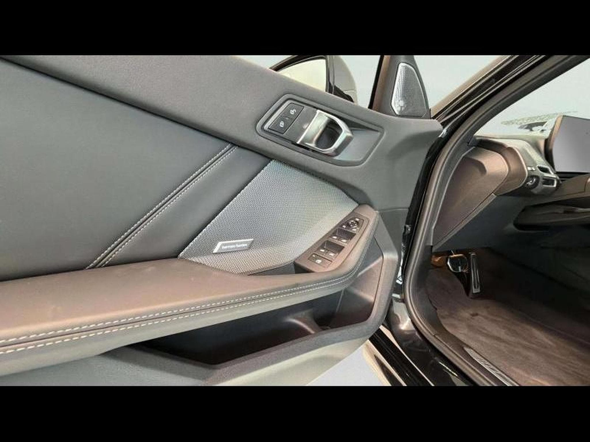 BMW 120 PACK M (2025) - Foto 13