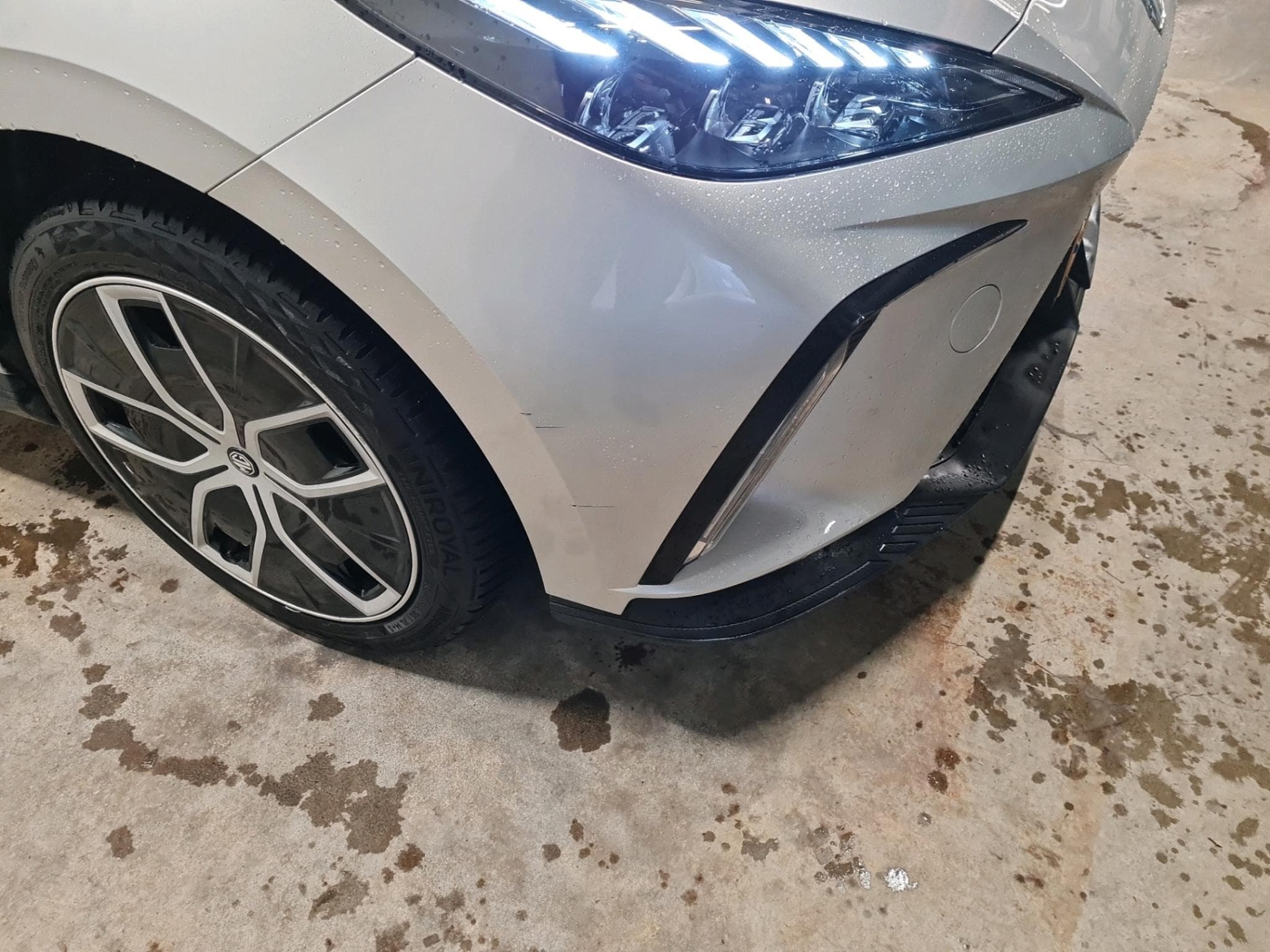 Mg MG4 Luxury (2024) - Photo 4