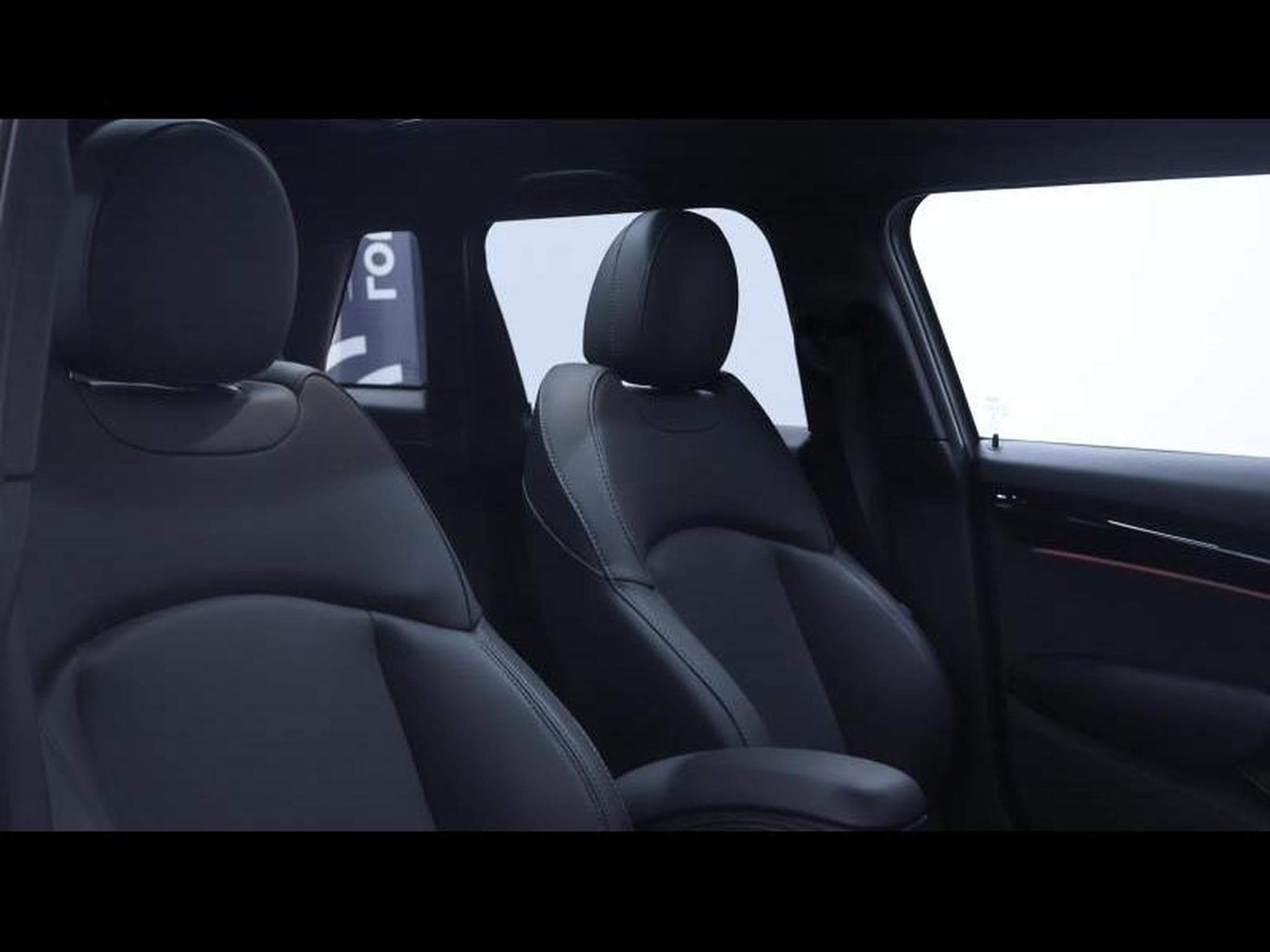 MINI Cooper 136 Hatch Stptronic (2022) - Photo 12