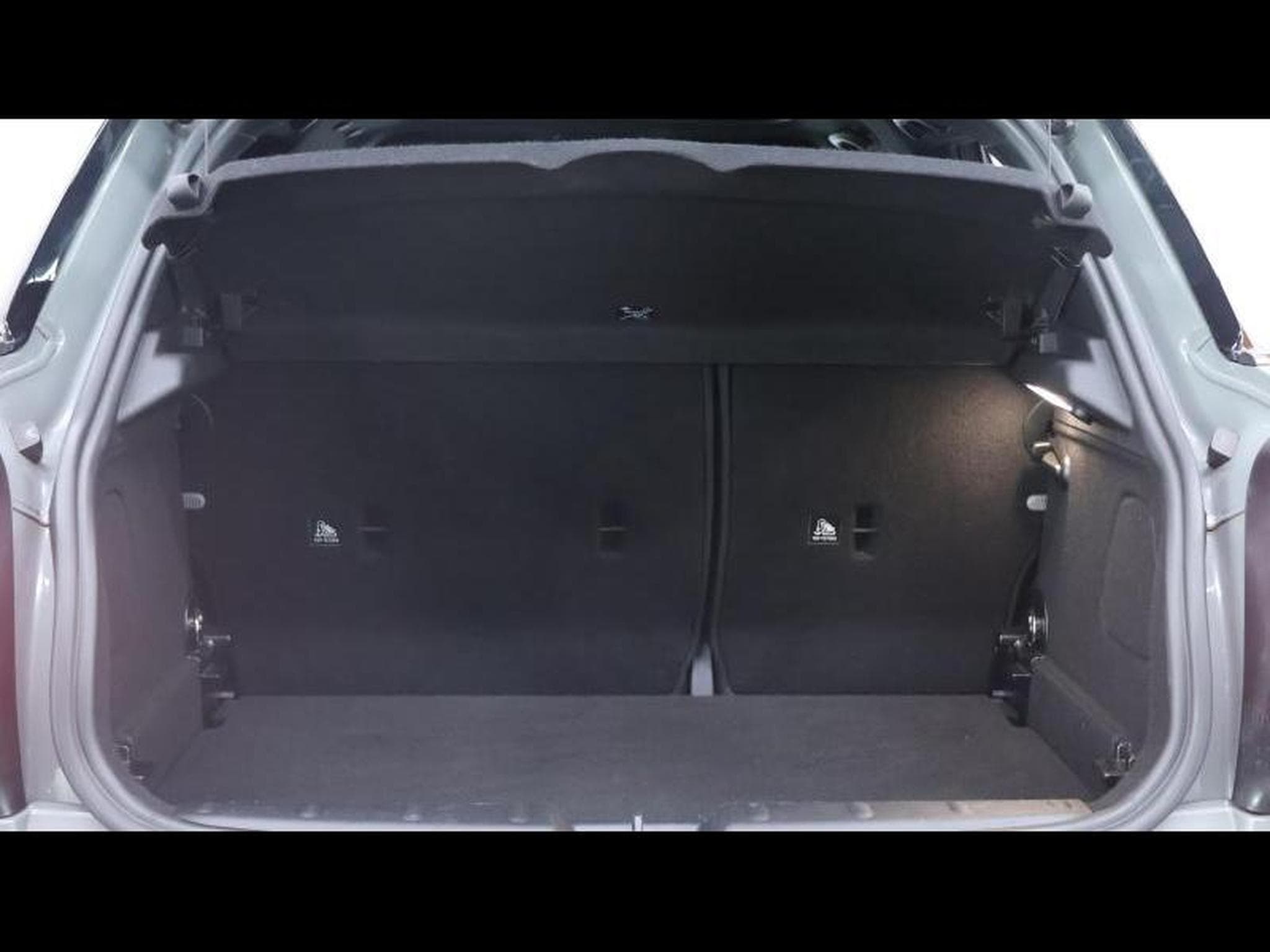 MINI Cooper 136 Hatch Stptronic (2022) - Photo 7