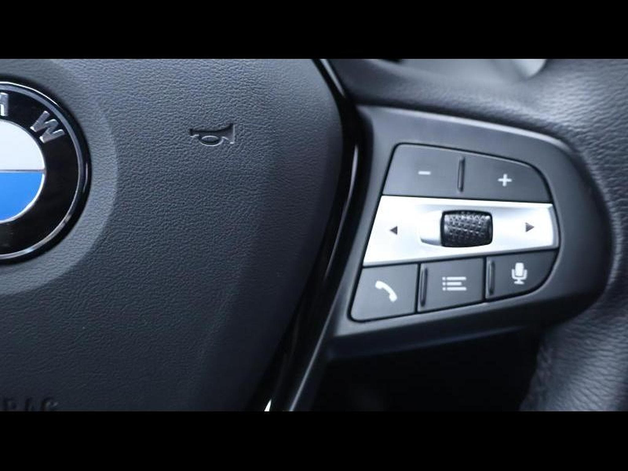 BMW 116 i steptronic hatch Advantage (2024) - Foto 18
