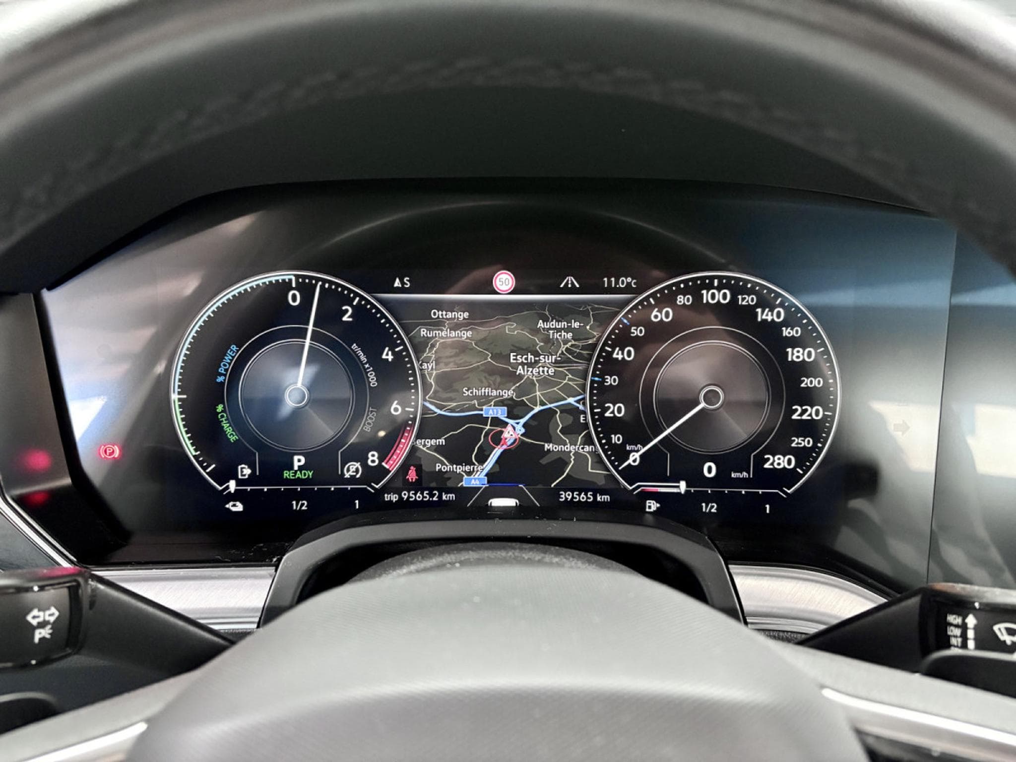 VW Touareg 3.0 TSi V6 eHybrid 4MOTION Elegance  381 CV (2022) - Foto 14