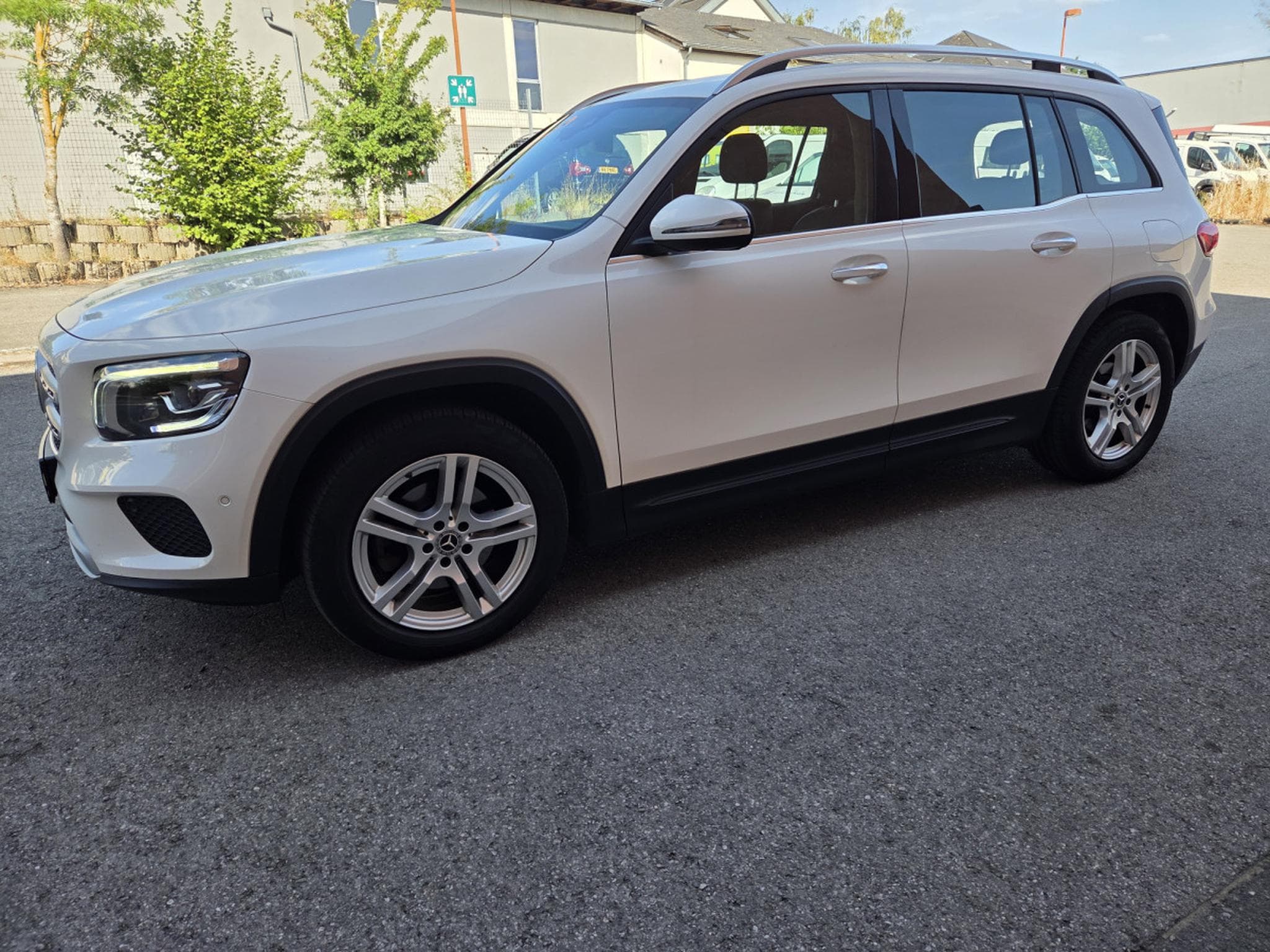 Mercedes GLB 200 4 Matic 163 CV 8G-DCT (Garantie 12 Mois) (2021) - Foto 3