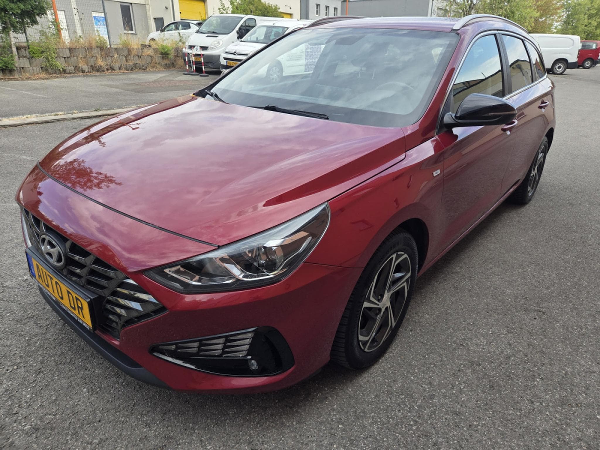 Hyundai i30 SW 1.6 CRDI 136 CV BVA Garantie 12 Mois (2021) - Foto 2