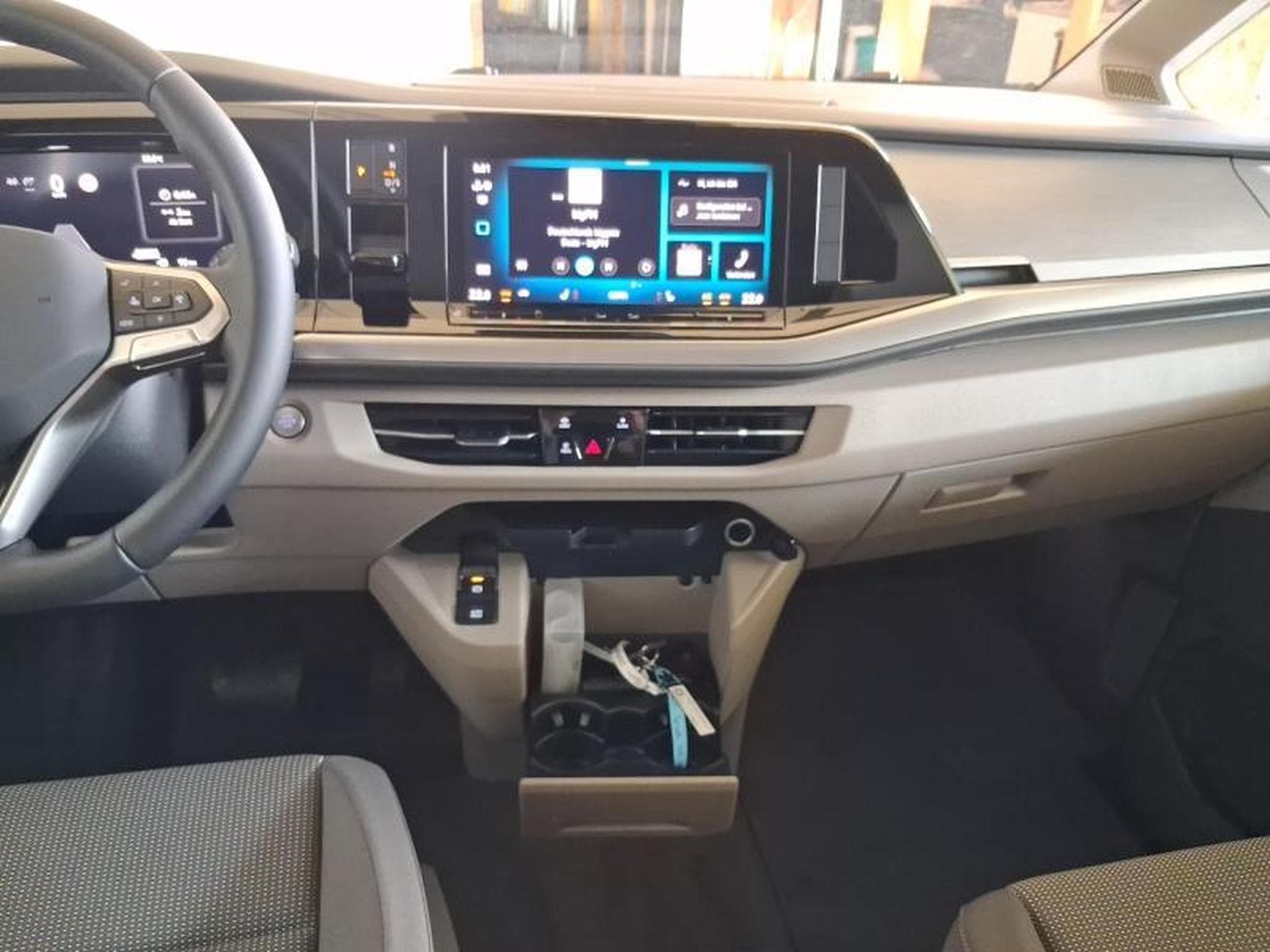 VW T7 Life LONG (2026) - Foto 11