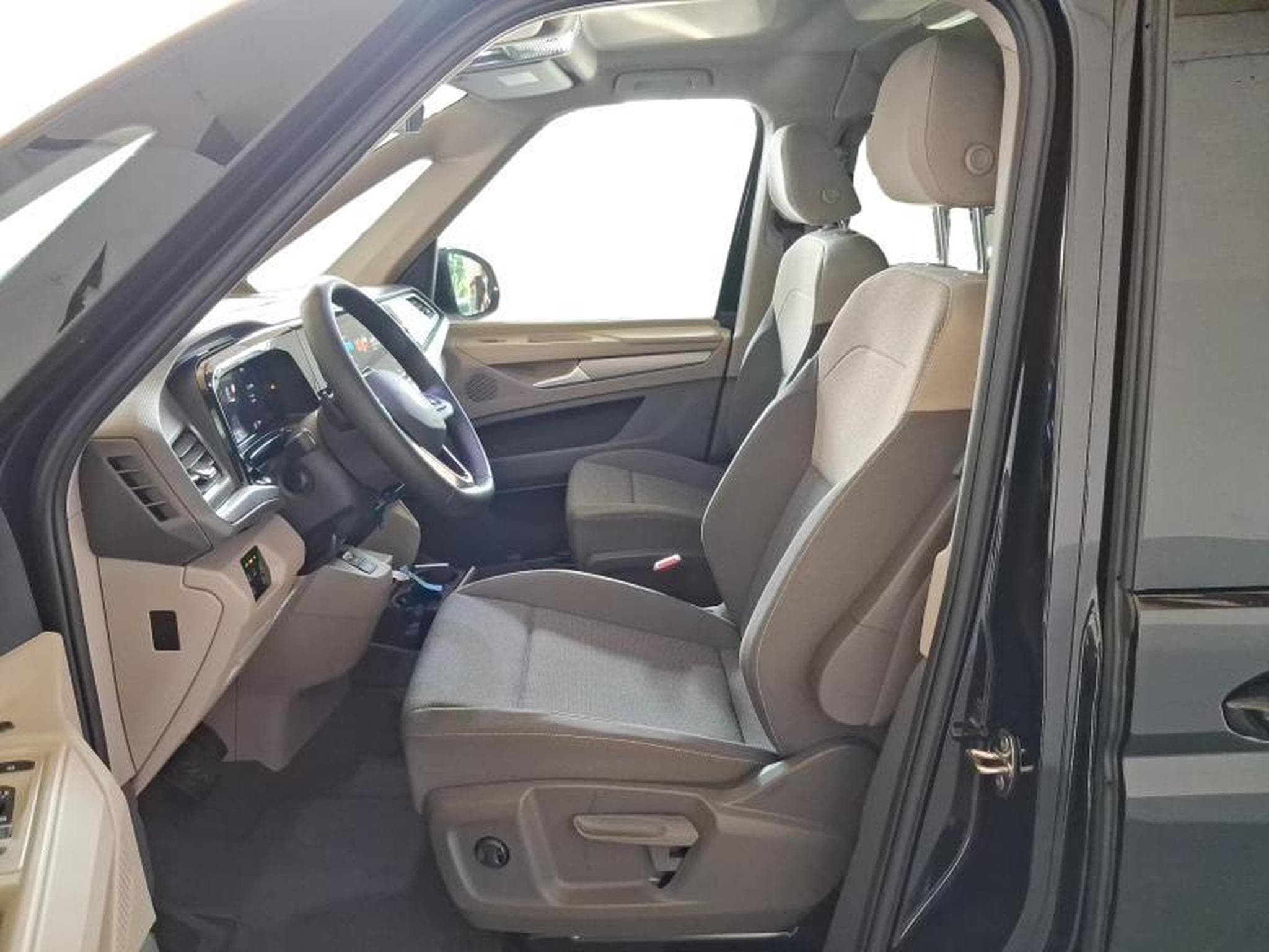 VW T7 Life LONG (2026) - Foto 4