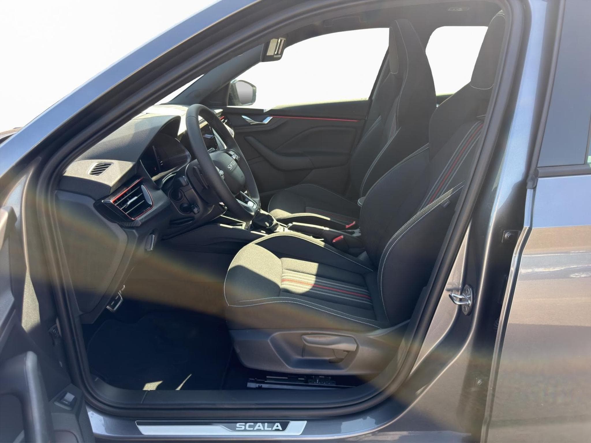 Skoda Scala Monte Carlo (2026) - Photo 8