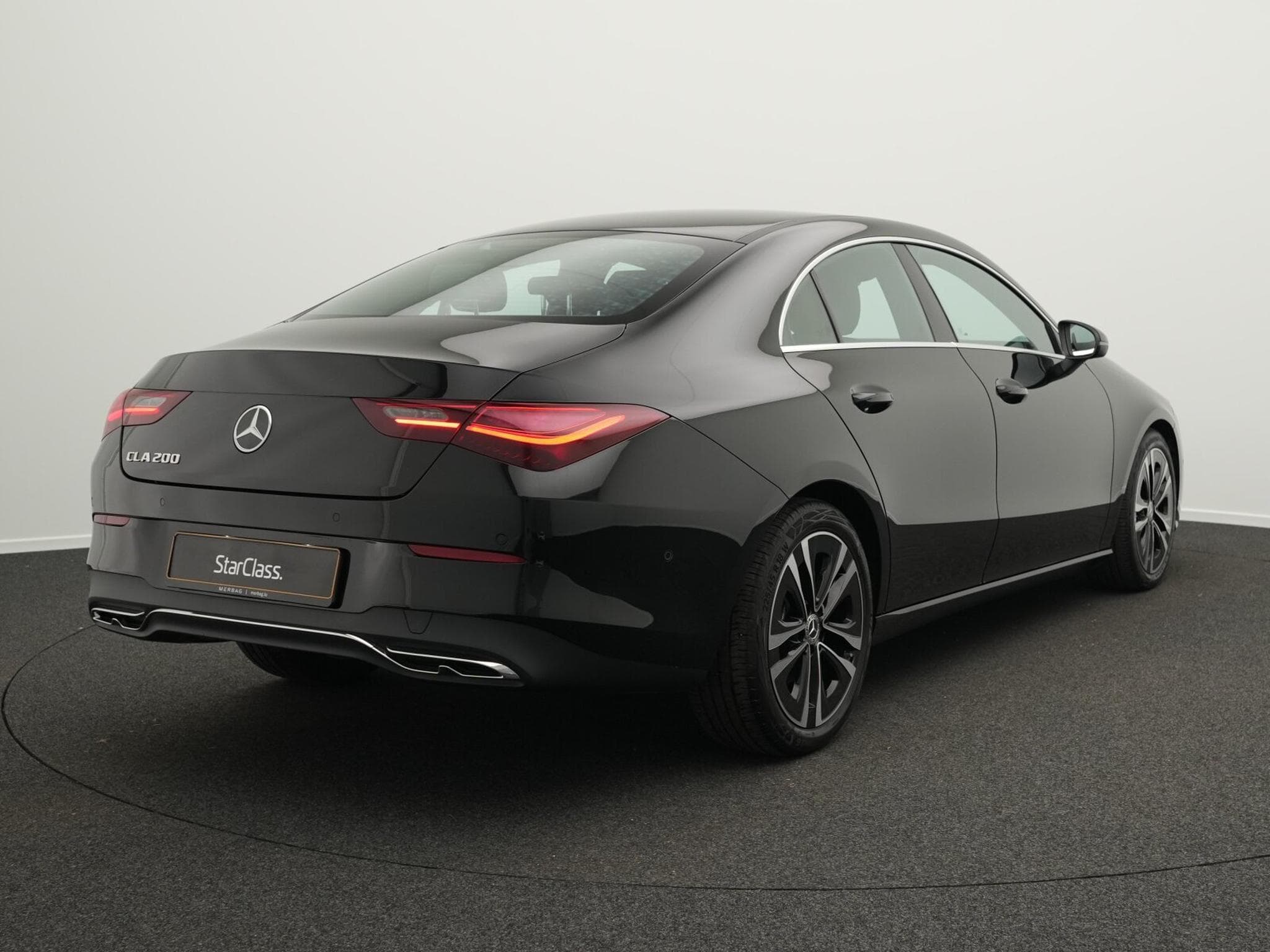 Mercedes CLA 200 Coupé (2024) - Photo 3