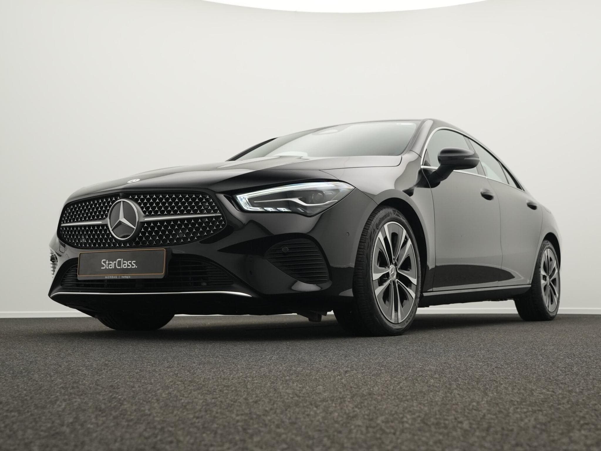 Mercedes CLA 200 Coupé (2024) - Photo 8