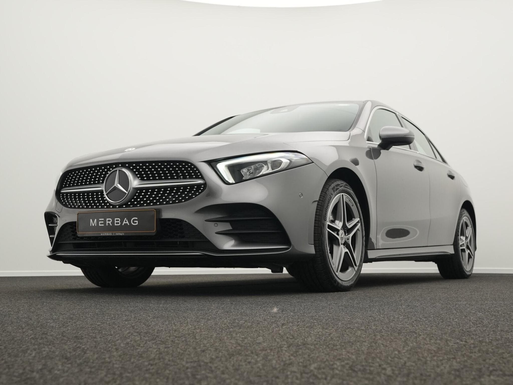 Mercedes A 250 e AMG-Line Lim LED+Kamera+18"+AHK (2022) - Foto 8