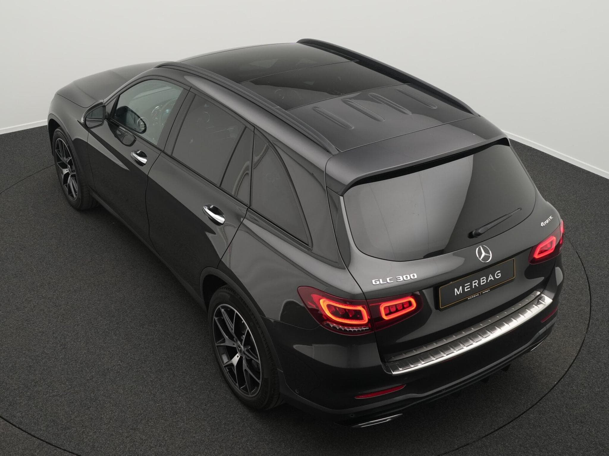 Mercedes GLC 300 4MATIC (2020) - Foto 11