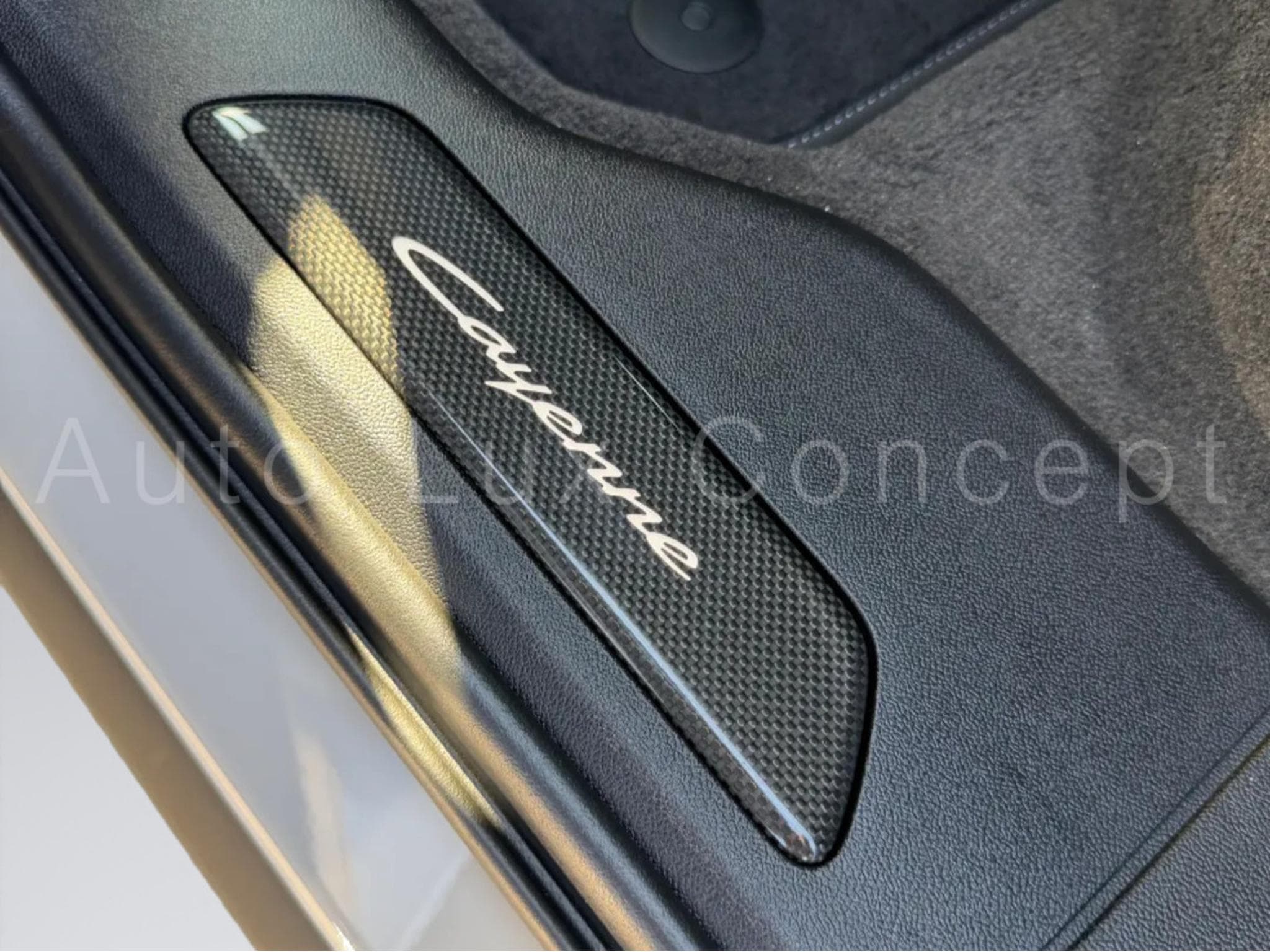 Porsche Cayenne Turbo E-Hybrid Coupé avec Pack GT (2026) - Photo 20