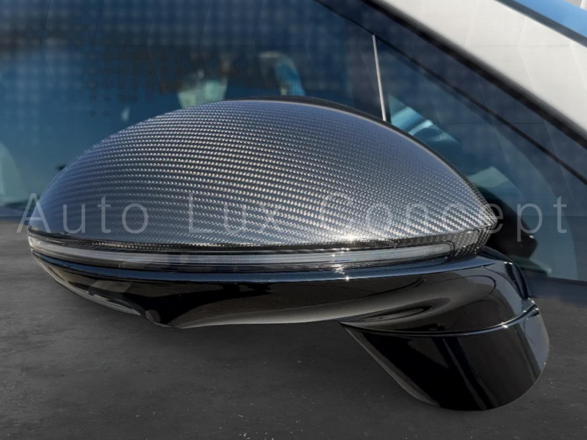 Porsche Cayenne Turbo E-Hybrid Coupé avec Pack GT (2026) - Photo 9